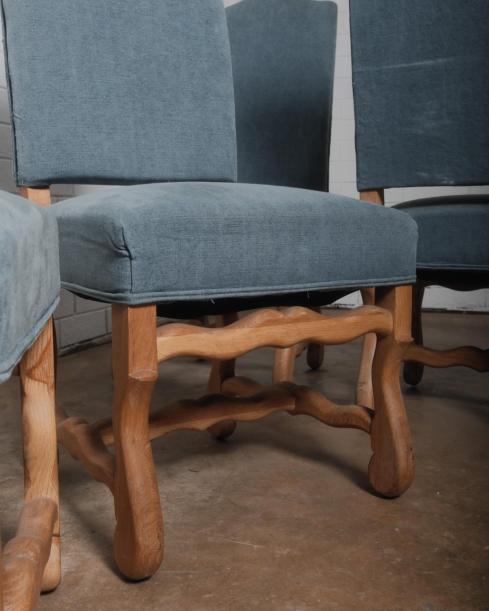 20ième siècle Vintage Upholstery Blue Oak French Provincial Dining Chairs Set of Four en vente