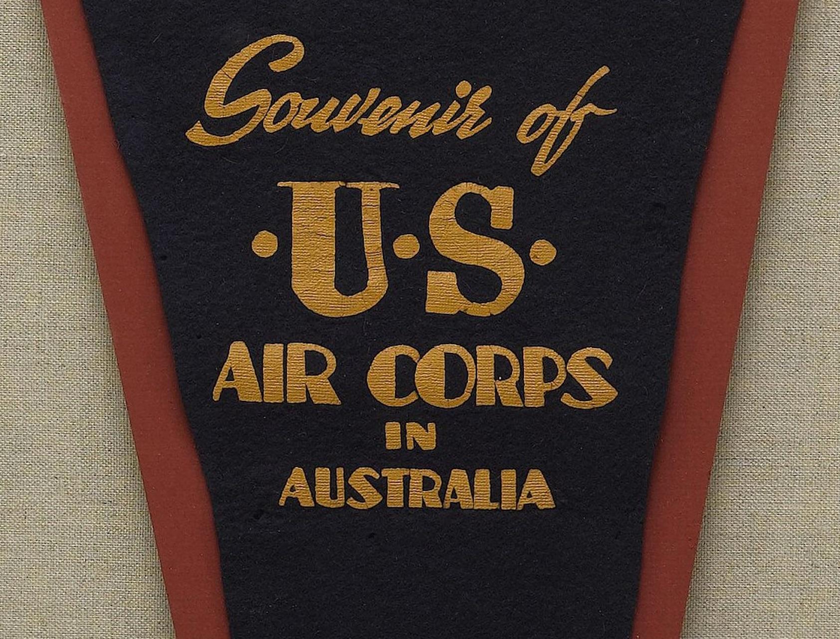 US Air Corps in Australia Vintage Military Pennant, circa WWII In Good Condition For Sale In Colorado Springs, CO