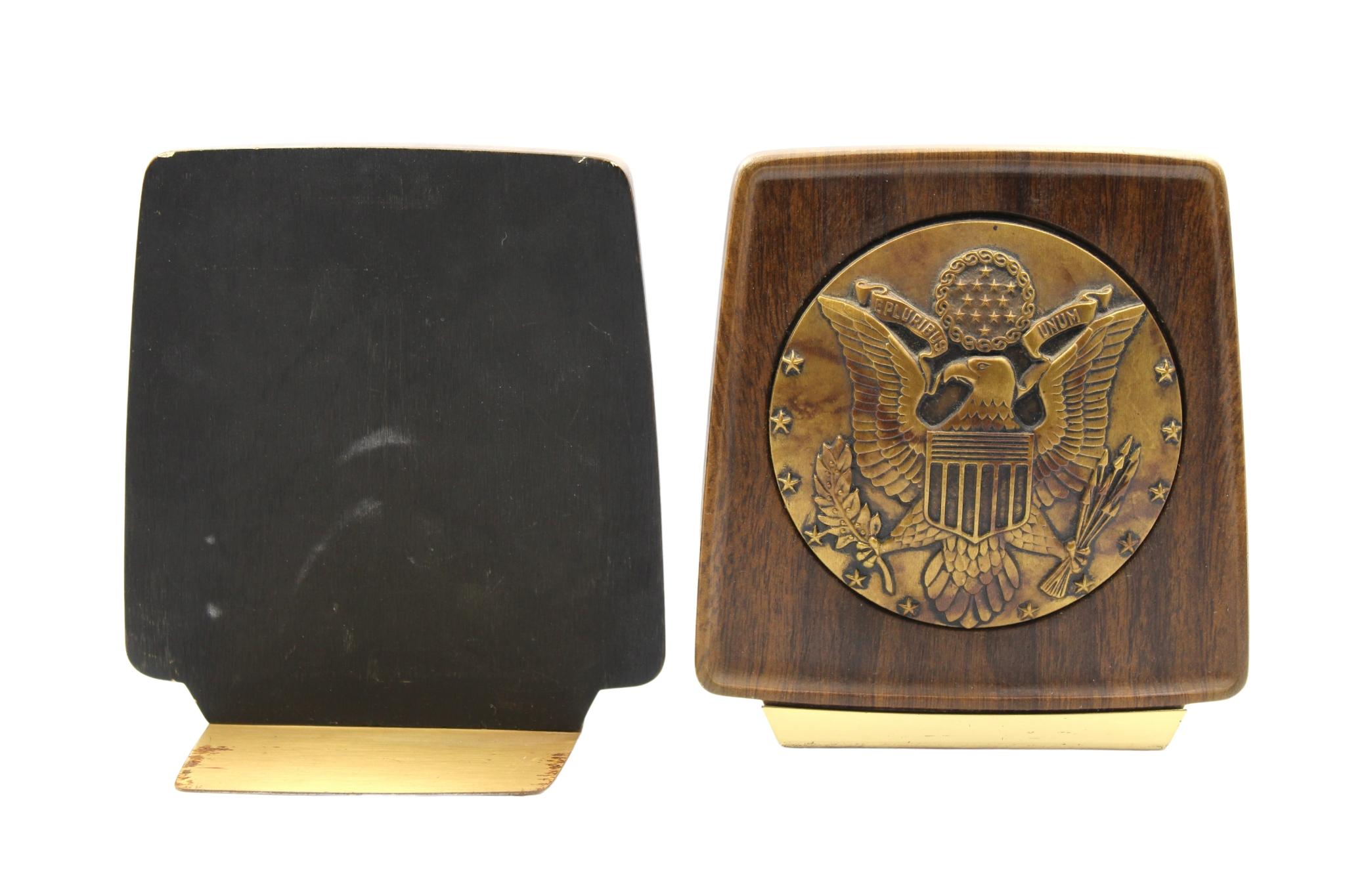 Mid-Century Modern Vintage U.S. Great Seal Bookends, Circa 1950s For Sale