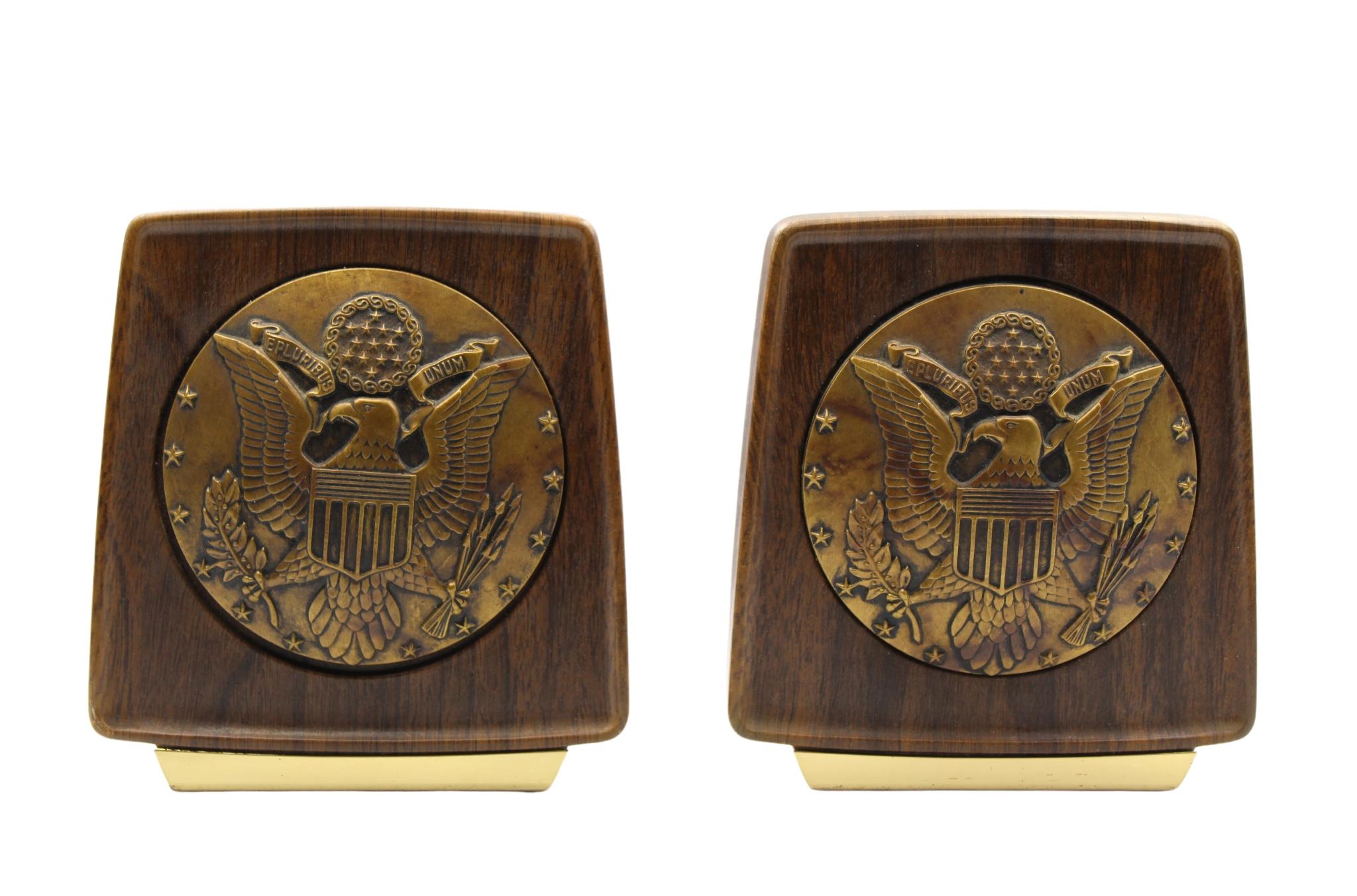 Resin Vintage U.S. Great Seal Bookends, Circa 1950s For Sale