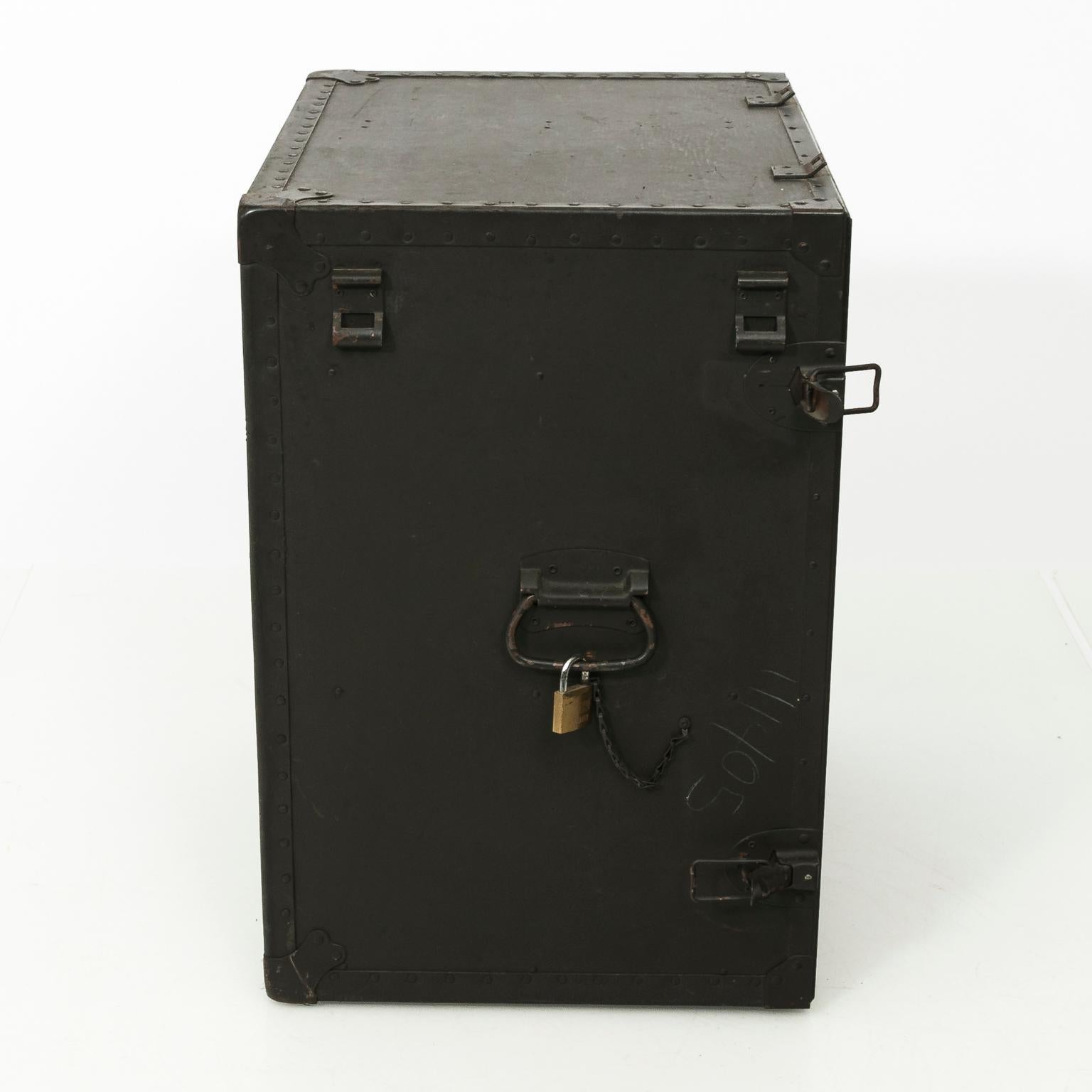 Scrivania portatile da campo dell'esercito americano vintage 12