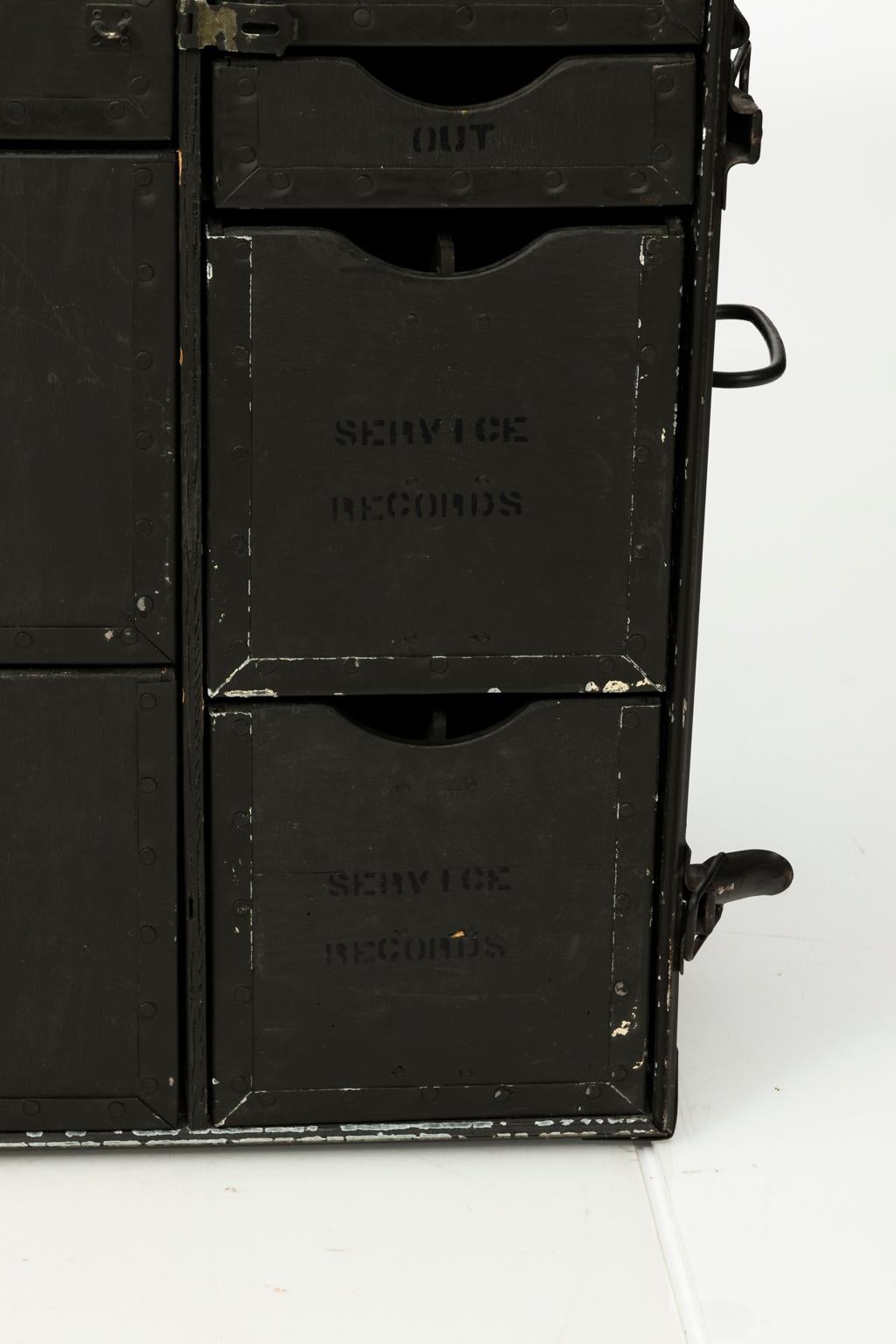 Scrivania portatile da campo dell'esercito americano vintage In condizioni buone a Stamford, CT