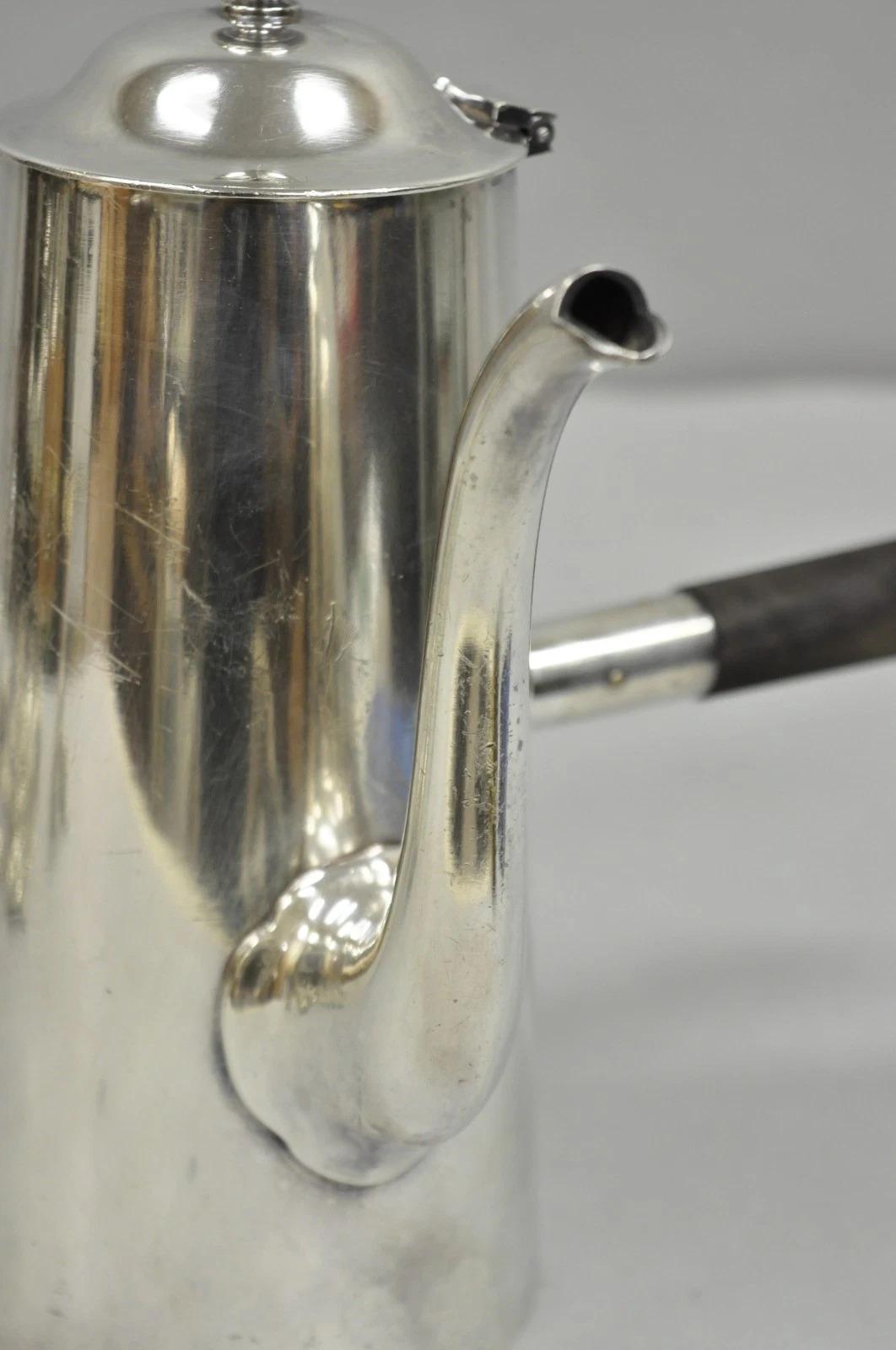 Vintage US Navy Art Deco versilbert Kaffee Tee Topf Wasserkocher w / hölzernen Griff (Unbekannt) im Angebot