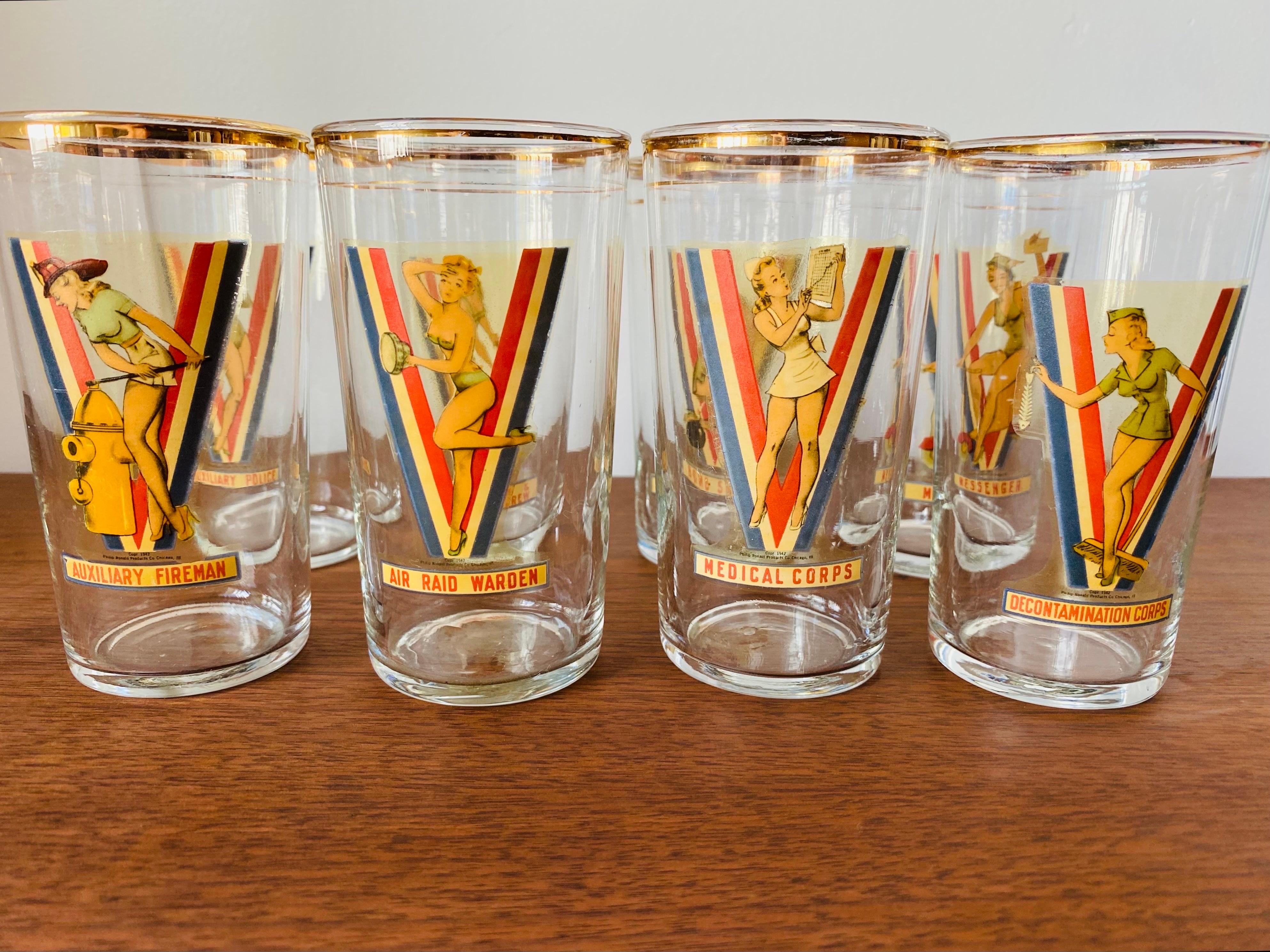 Vintage USA WWII Pinup Girl Victory Drinking Glasses (1942 Set of 8) For Sale 1