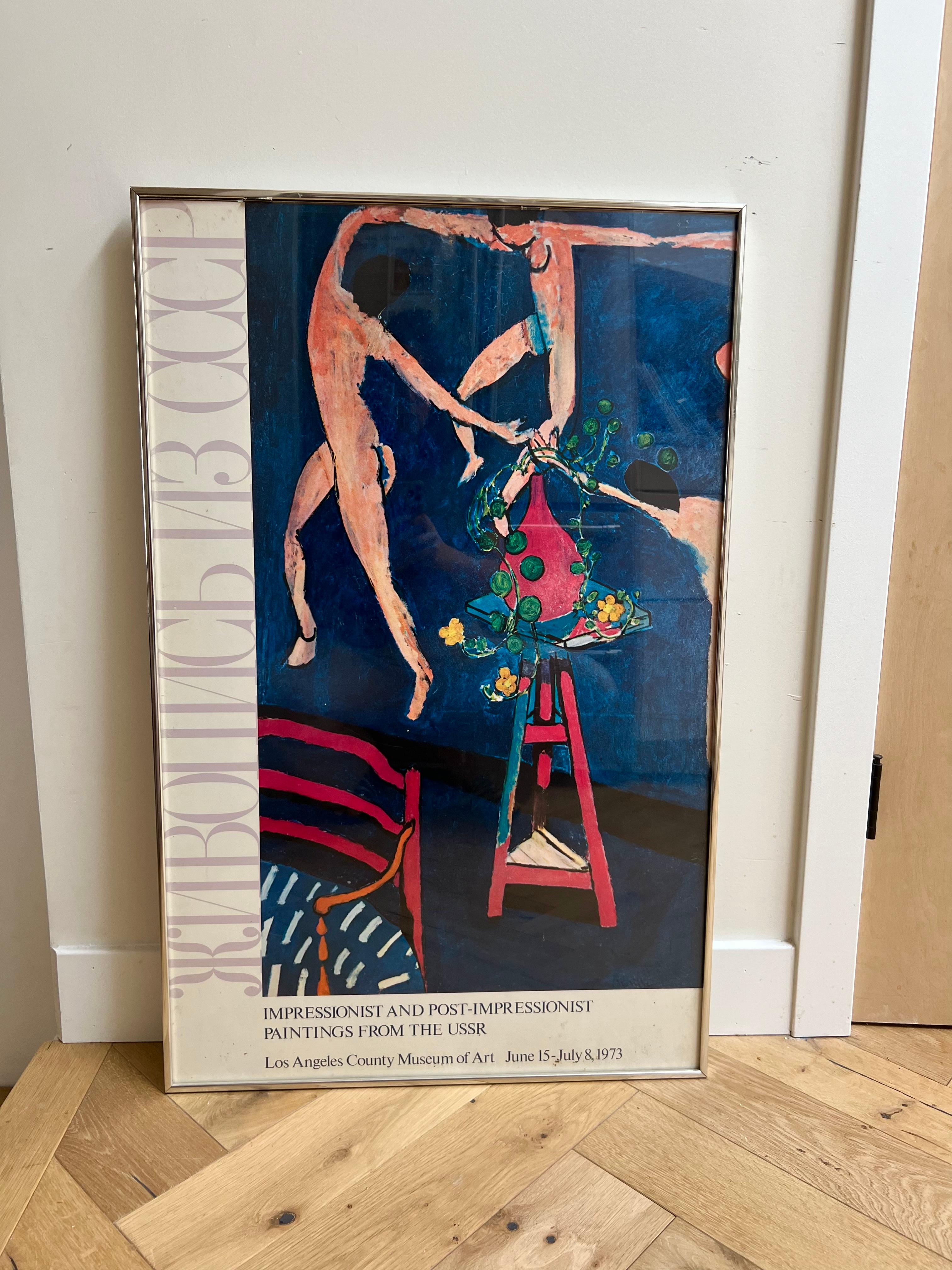 A very rare vintage exhibition poster from the Los Angeles County Museum of Art (LACMA): « Impressionist and Post-Impressionist Paintings from the USSR », 1973. Featuring « Nasturtiums With Dance » by Matisse. Framed in a metal frame (titanium) and