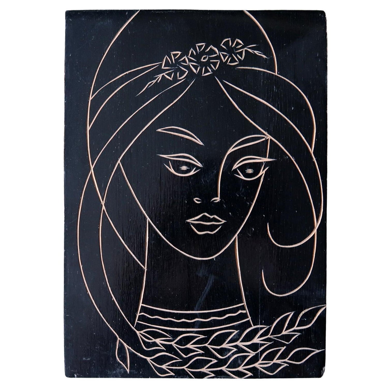 Vintage-Porträtgemälde einer Frau aus Holz, UdSSR, geschwungen, 1J71 im Angebot
