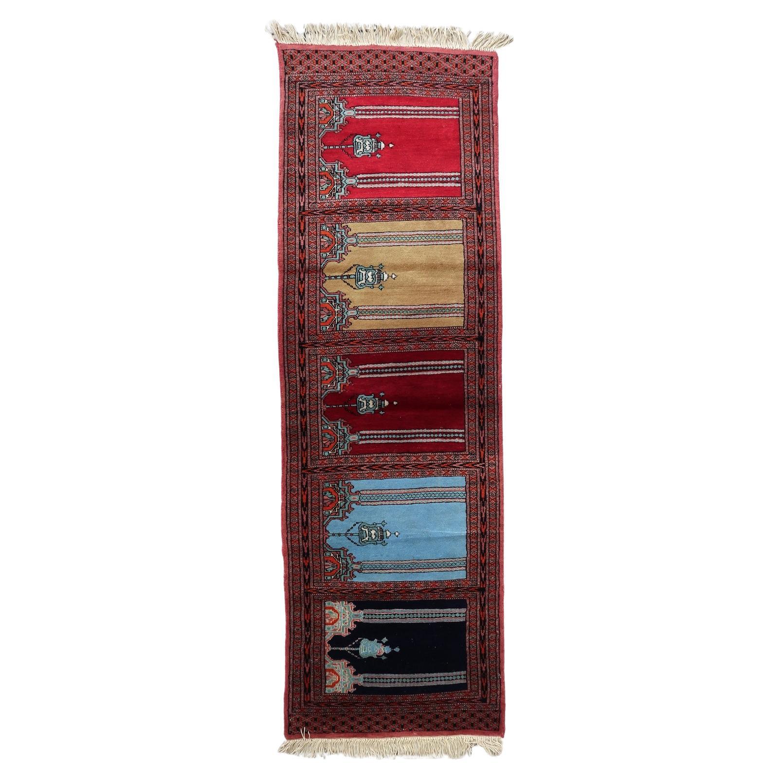 Vintage Bykhara Multi-Niche Prayer Runner, 1.1
 x 6.1
, 1960s - 1C1200 en vente