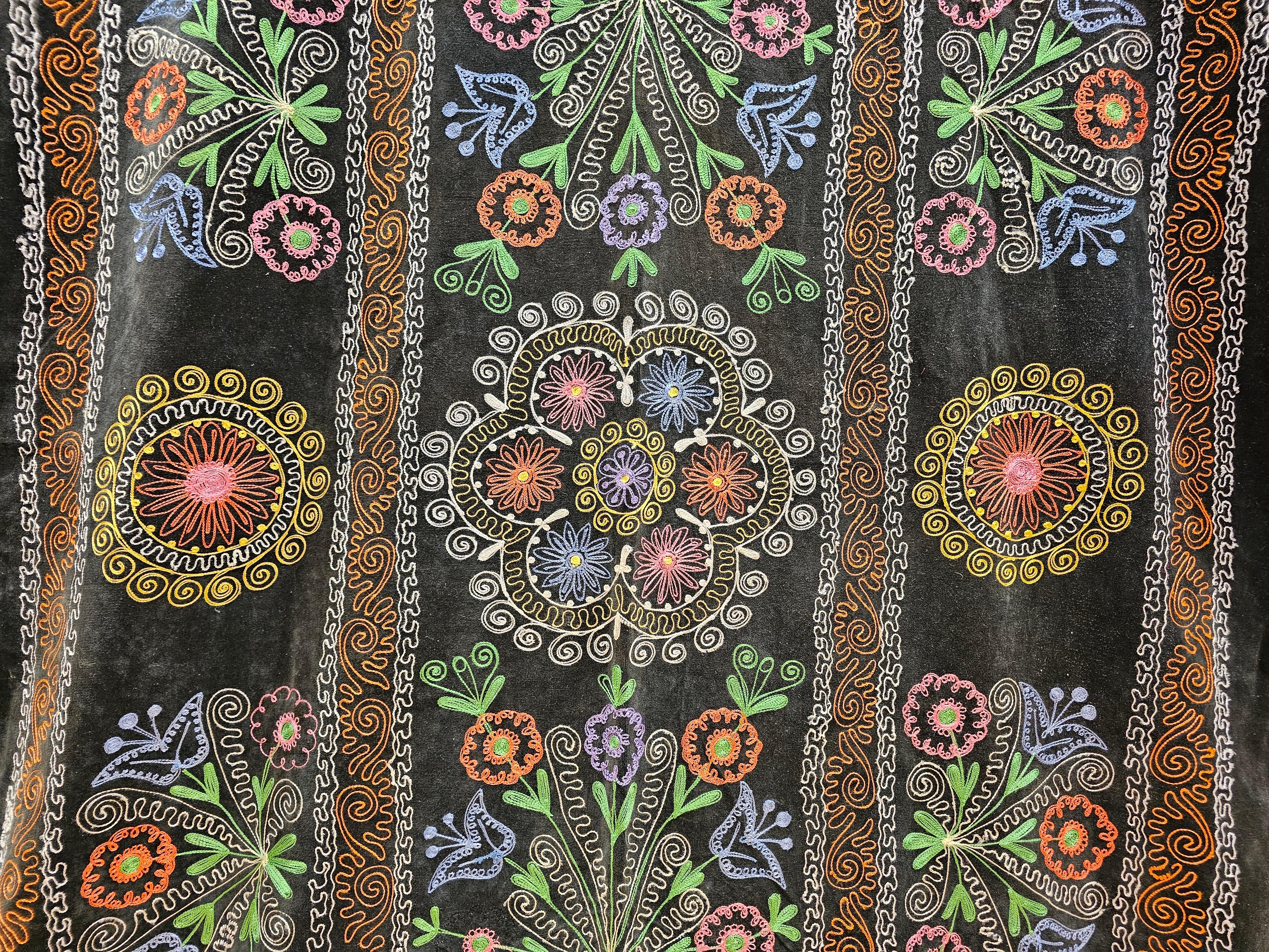 20th Century Vintage Uzbek Silk Embroidery Suzani in Black, Red, Green, Ivory, Blue For Sale