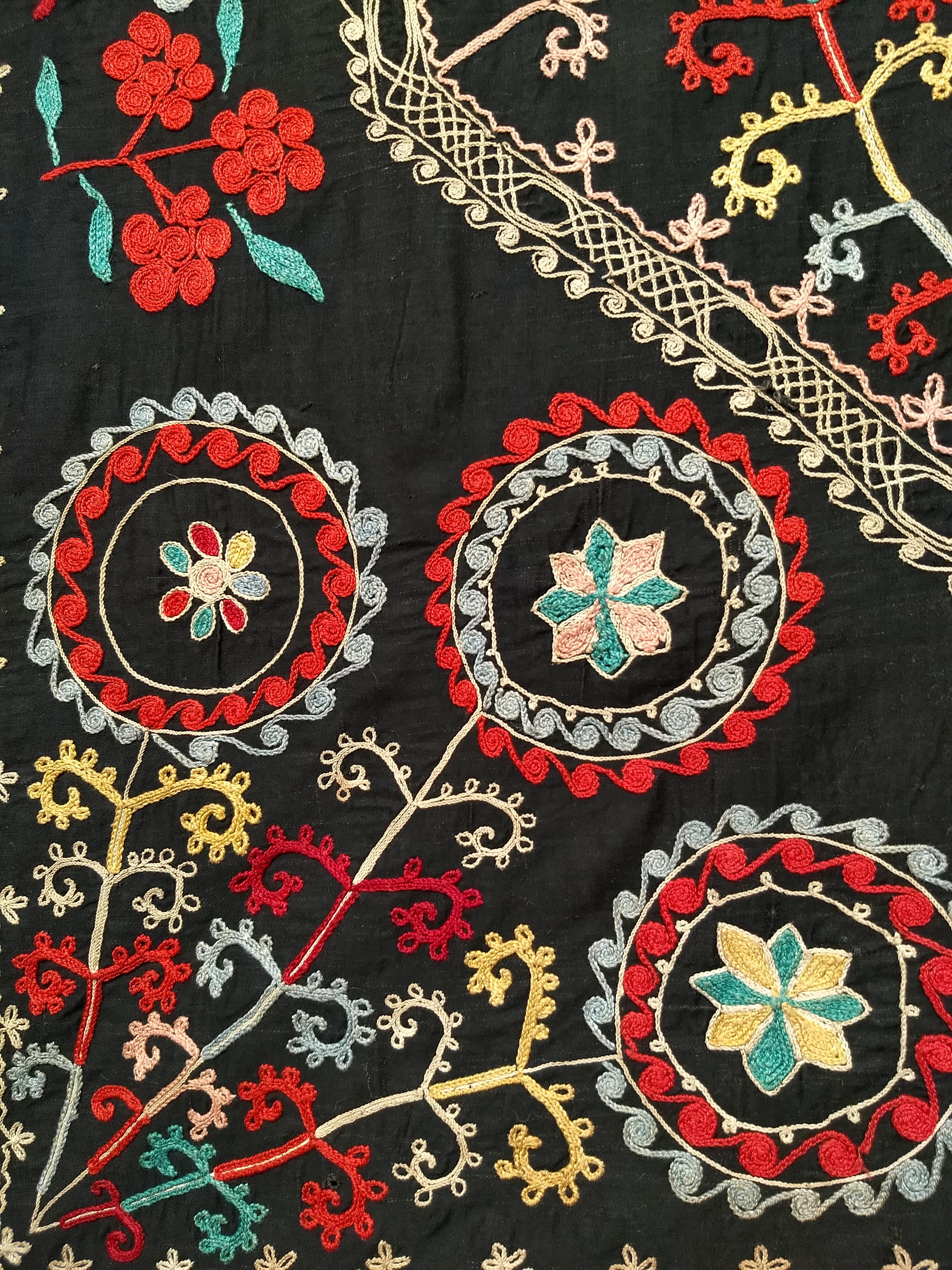 Vintage Hand Embroidered Uzbek Silk Suzani in Black, Red, Green, Yellow Wall Art For Sale 2