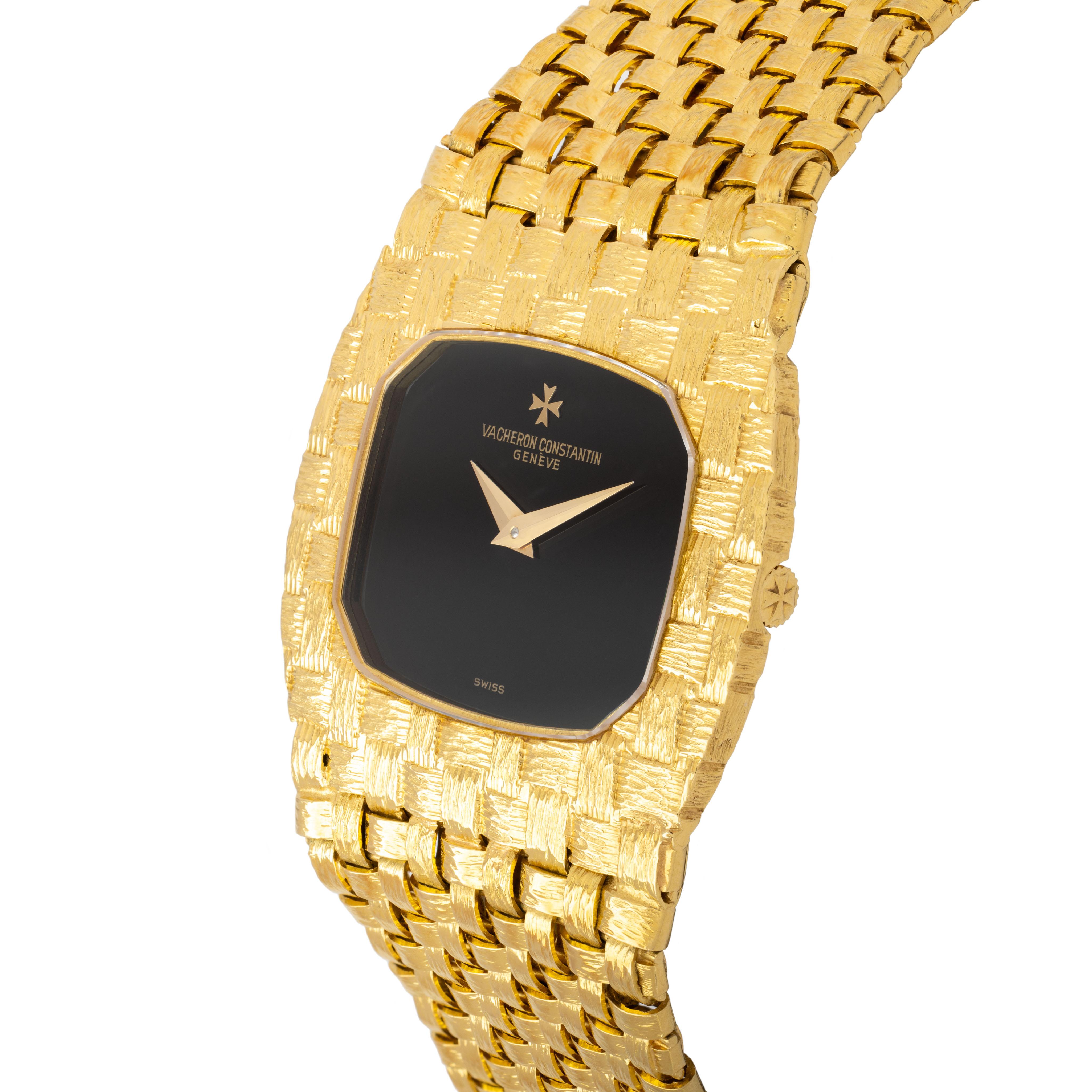 Vintage Vacheron Constantin Ultra Thin 18 Yellow Gold Model 33020P In Good Condition In New York, NY