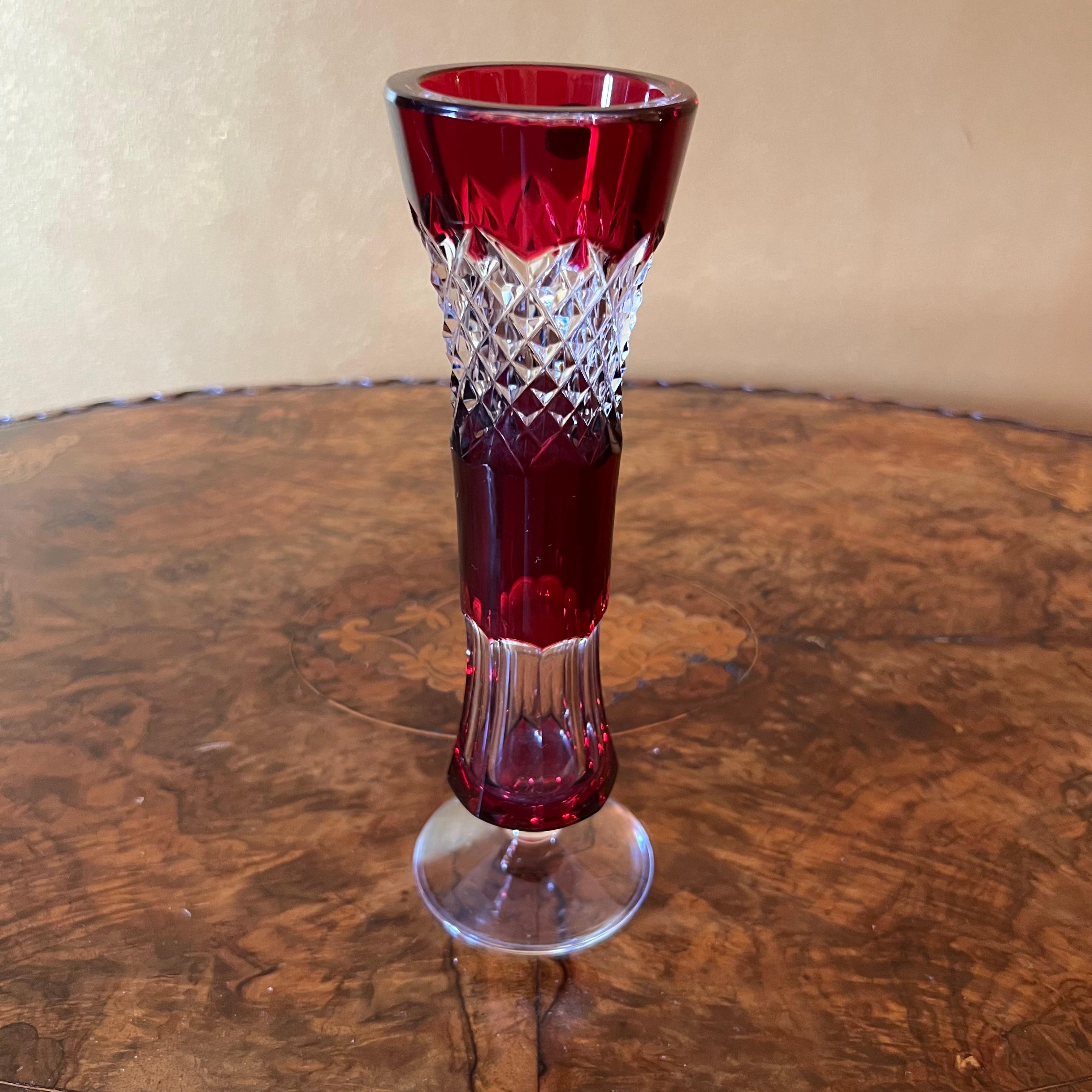 Red and clear crystal with diamond cut detail and smooth detail,sticked Val St Lambert Crystal Belgium, some scratches on base and two small scratches on top part of vase

Material: Crystal

Country Of Origin: Belgium 

Measurements: 22cm