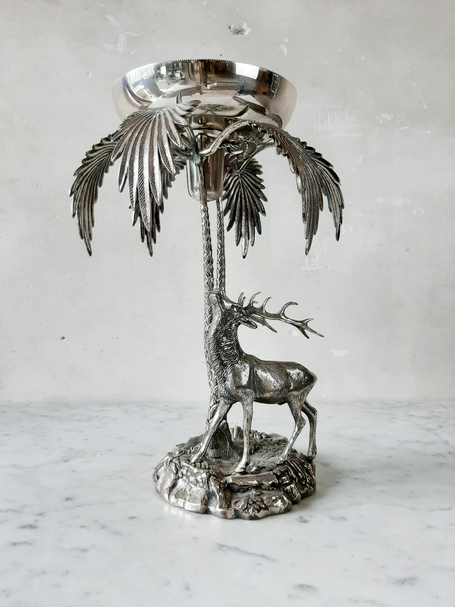 Fine quality Spanish solid silvered bronze vintage Valenti table centre piece, 1960s. Beautiful sculptural stag and palms with an incredibly detailed finish. Beautiful just to use as a decorative item or if desired to turn into a lamp. In time this