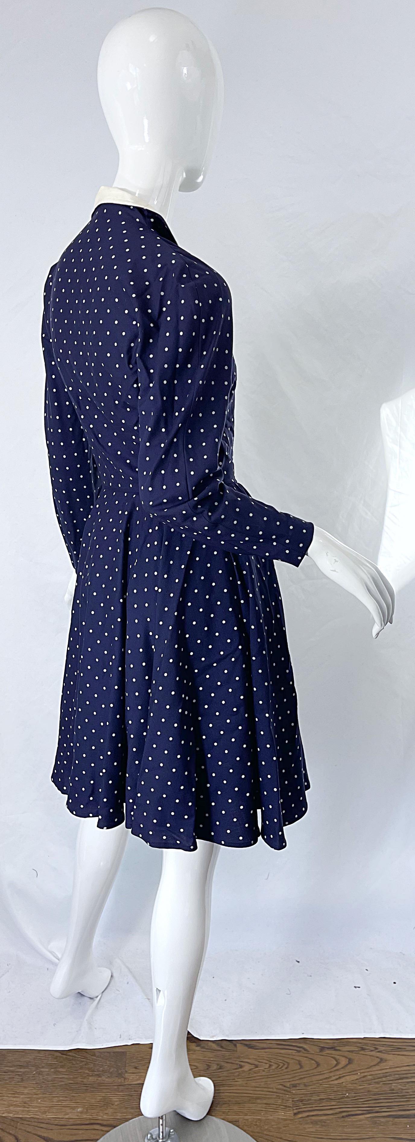 Vintage Valentino 1990s Does 1940s Size 4 navy Blue White Polka Dot 90s Dress For Sale 3