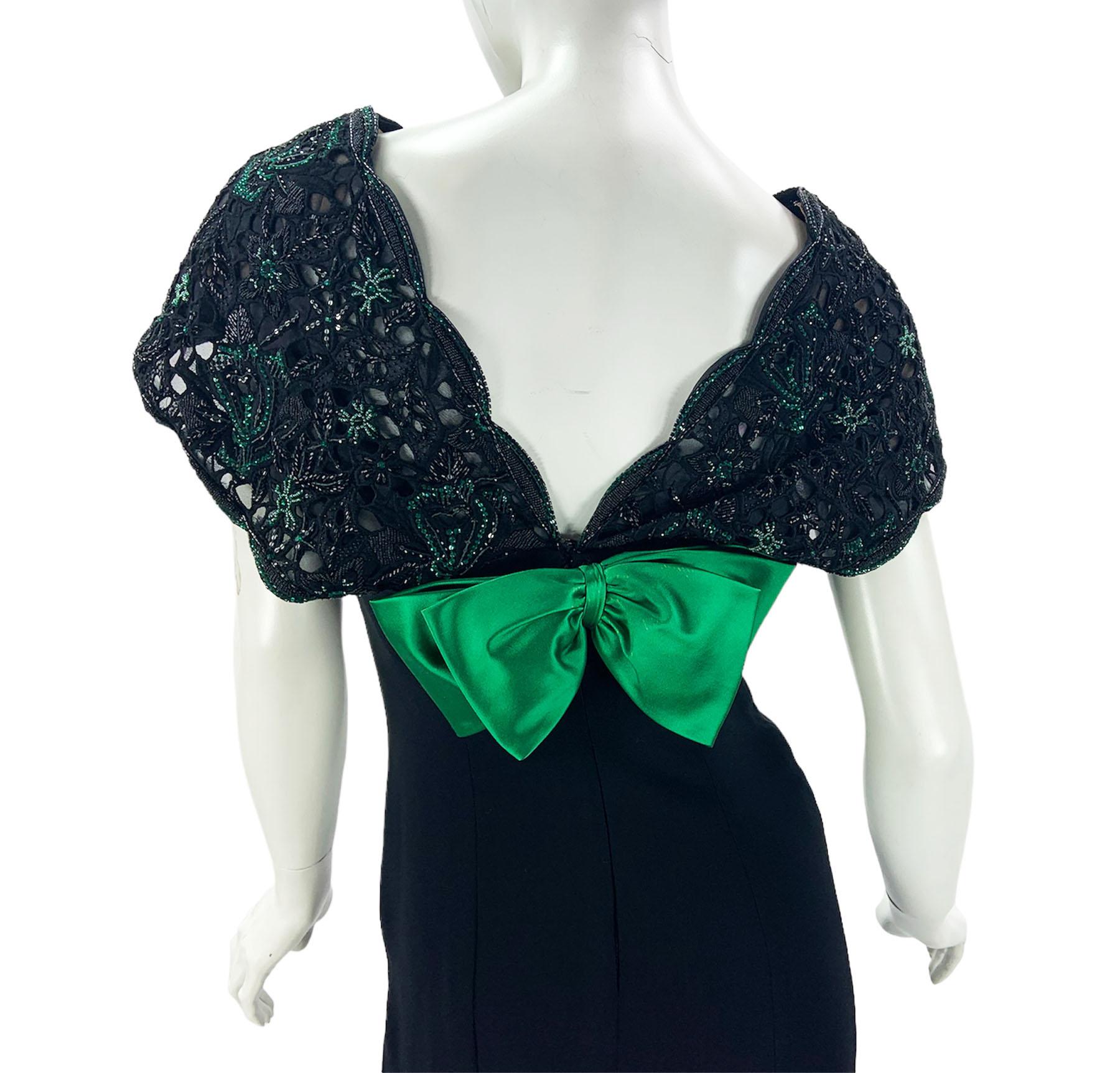 Vintage Valentino Black Silk Embellished Lace Green Bow Dress Gown US 8 For Sale 3
