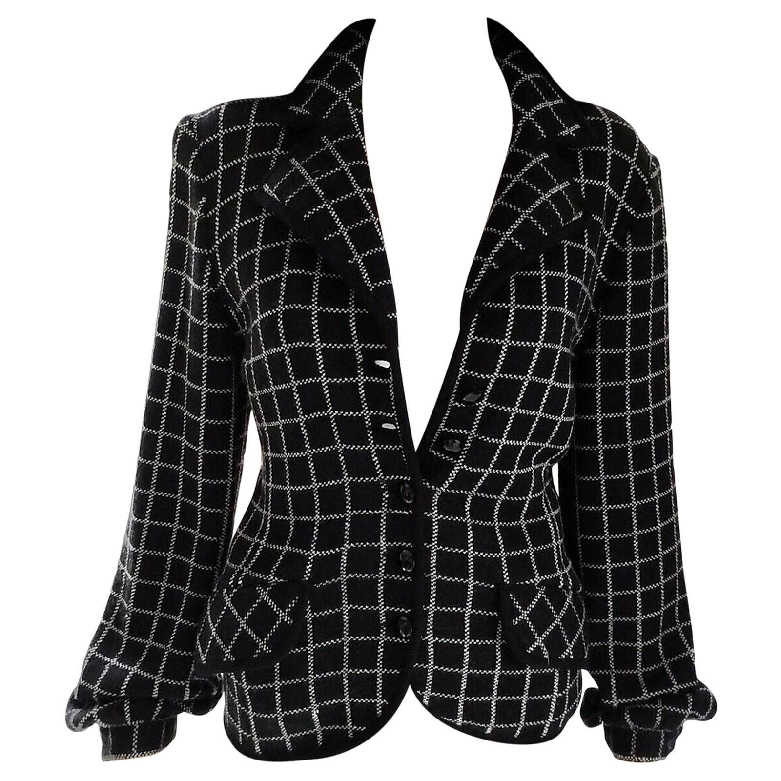 Vintage Valentino Black & White Bijoux Crystal Cardigan Jacket IT 40/ US 4 6 For Sale