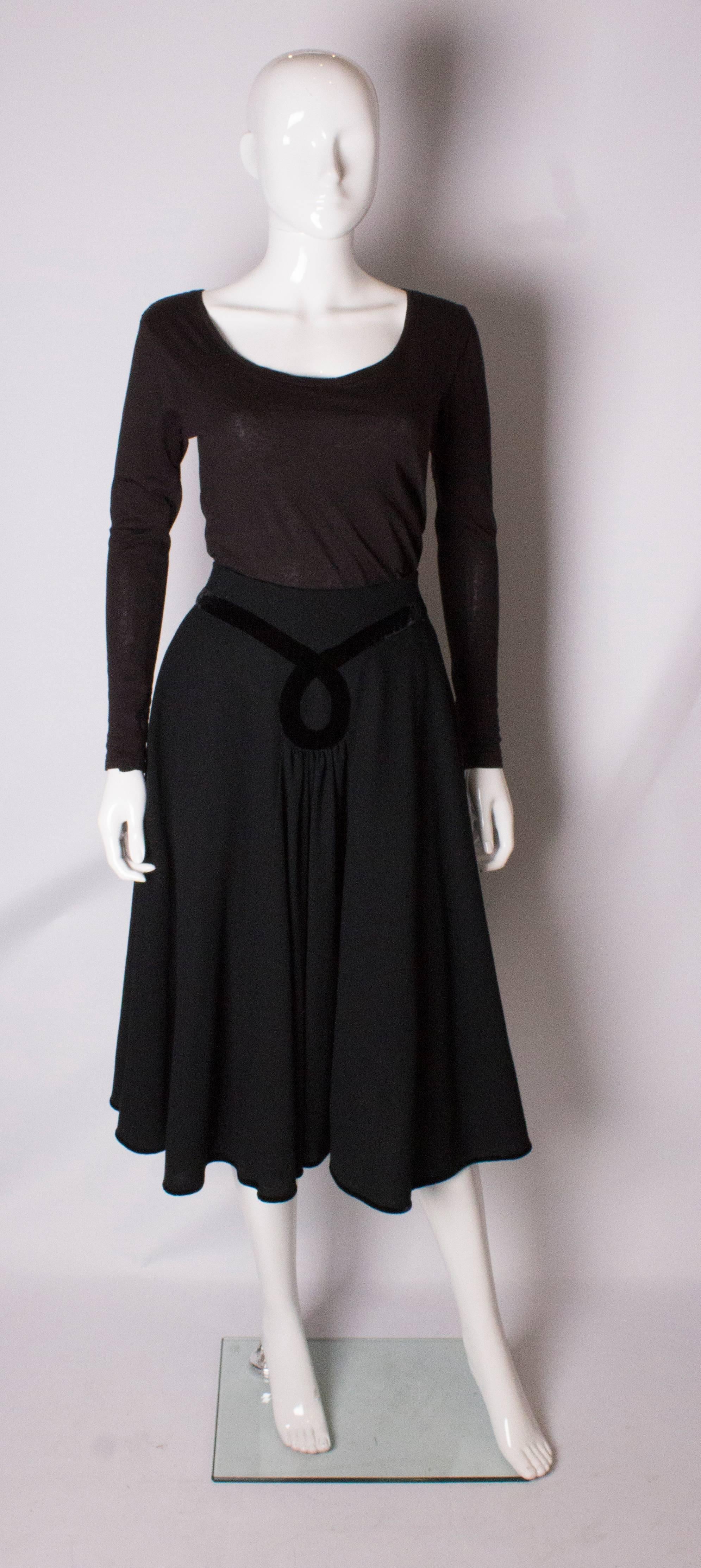 Vintage Valentino Black Wool Skirt In Good Condition For Sale In London, GB