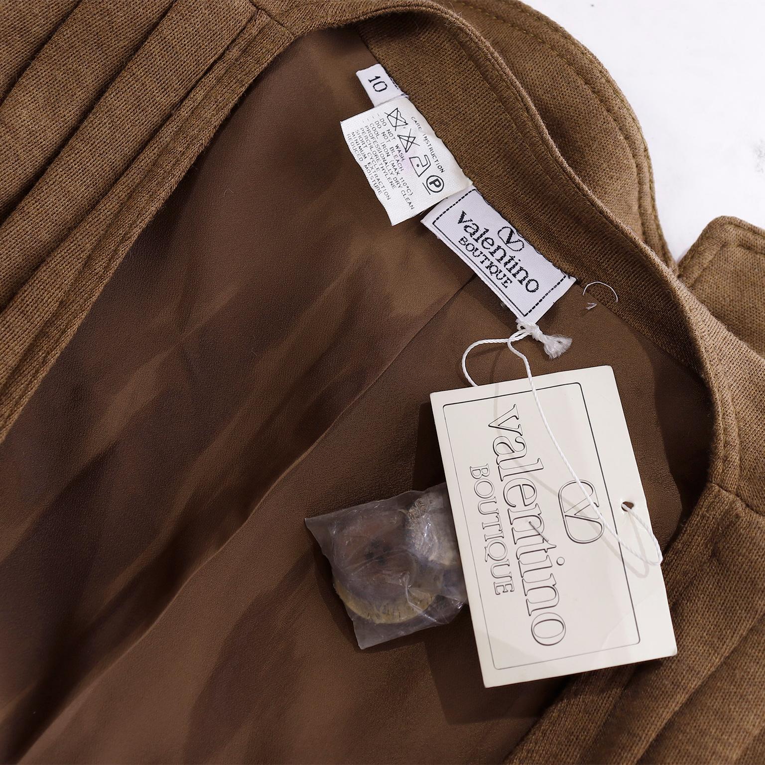 Vintage Valentino Boutique Brown Wrap Style Cropped Jacket en vente 3