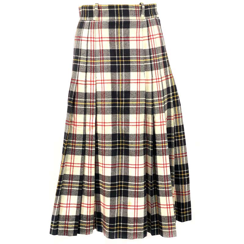 Vintage Valentino Boutique Wool Plaid Flare Midi Skirt Size 8 at 1stDibs