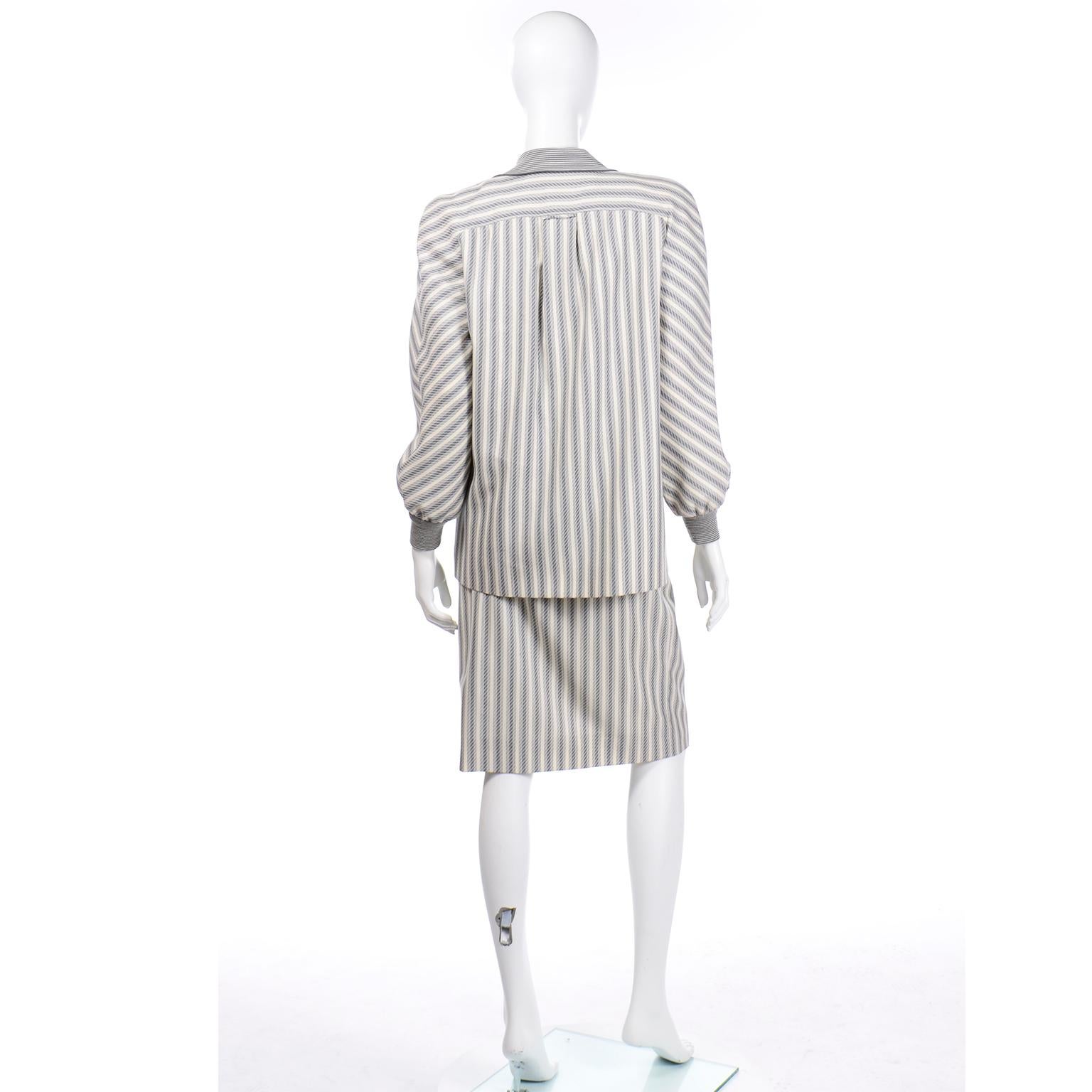 Vintage Valentino Dress & Jacket Ensemble W/ Belt in  Gray Abstract Stripes  In Excellent Condition For Sale In Portland, OR