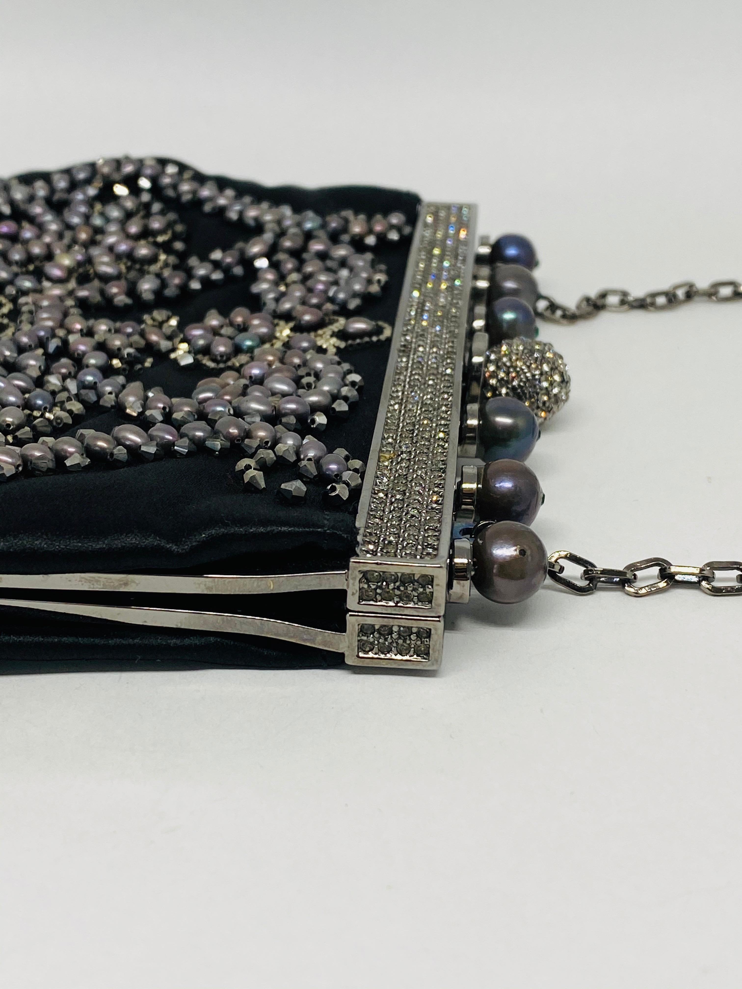 Women's Vintage VALENTINO Garavani Black Bead Pearl Evening Mini Clutch Bag w/ Chain  For Sale