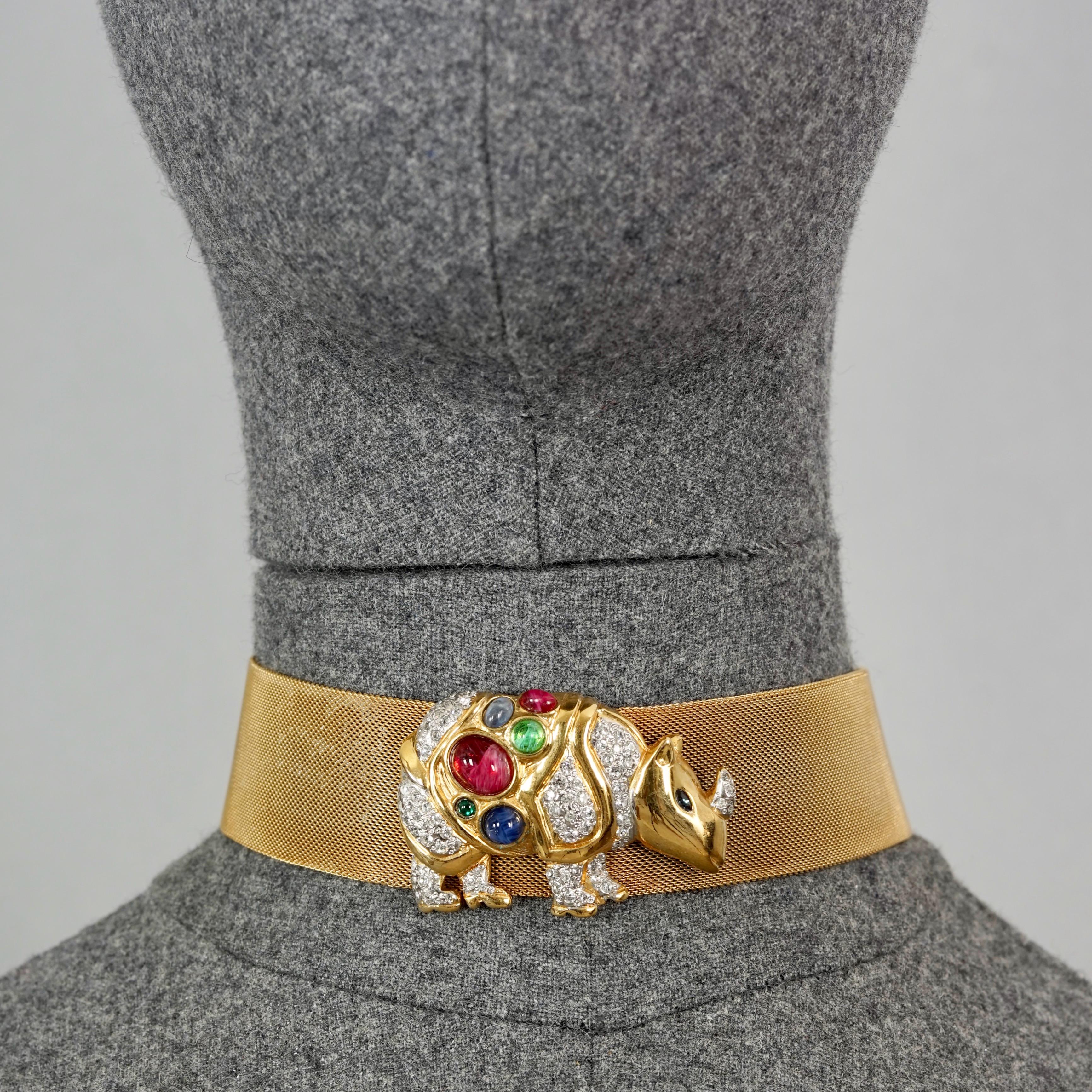 Vintage VALENTINO GARAVANI Jewelled Rhino Gilt Mesh Choker Necklace

Measurements:
Height: 1.42 inches (3.6 cm)
Wearable Length: 13.77 inches until 15.15 inches (35 cm until 38.5 cm)

Features:
- 100% Authentic CHRISTIAN LACROIX.
- Mesh choker with