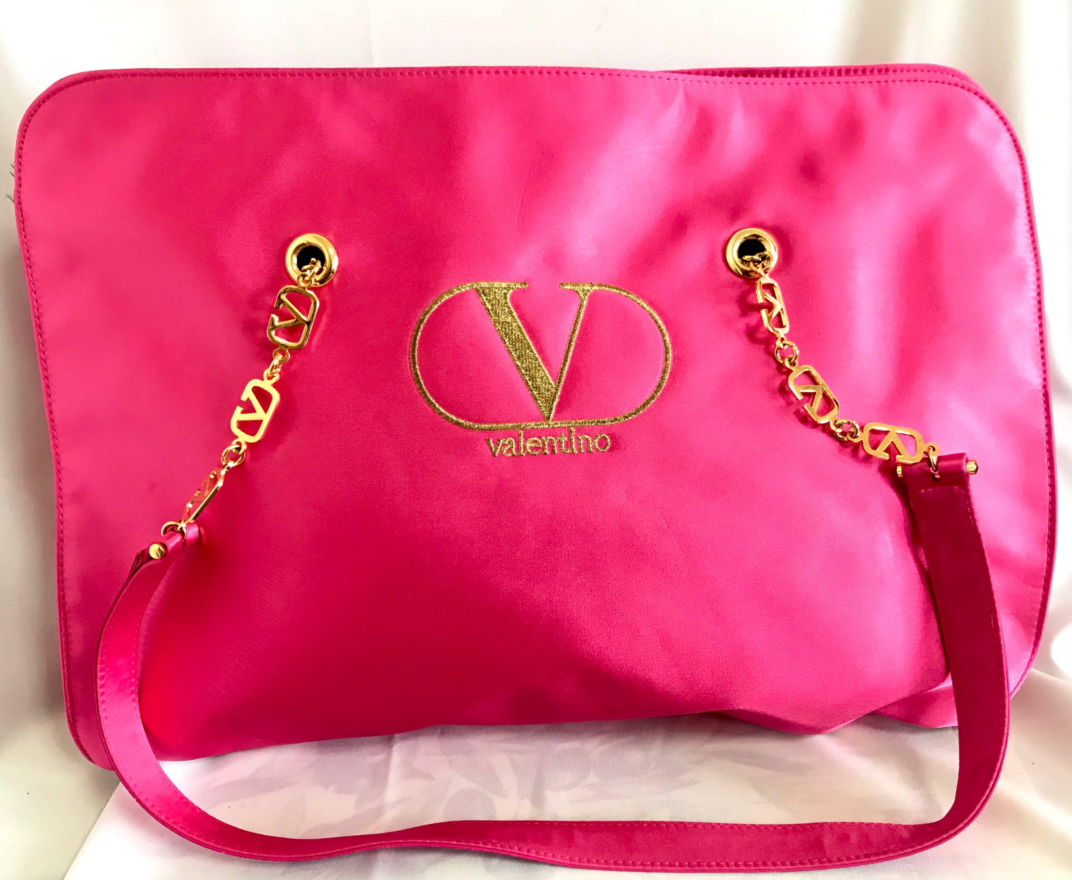 Vintage Valentino Garavani pink satin large tote with gold tone V  logo straps. For Sale 5