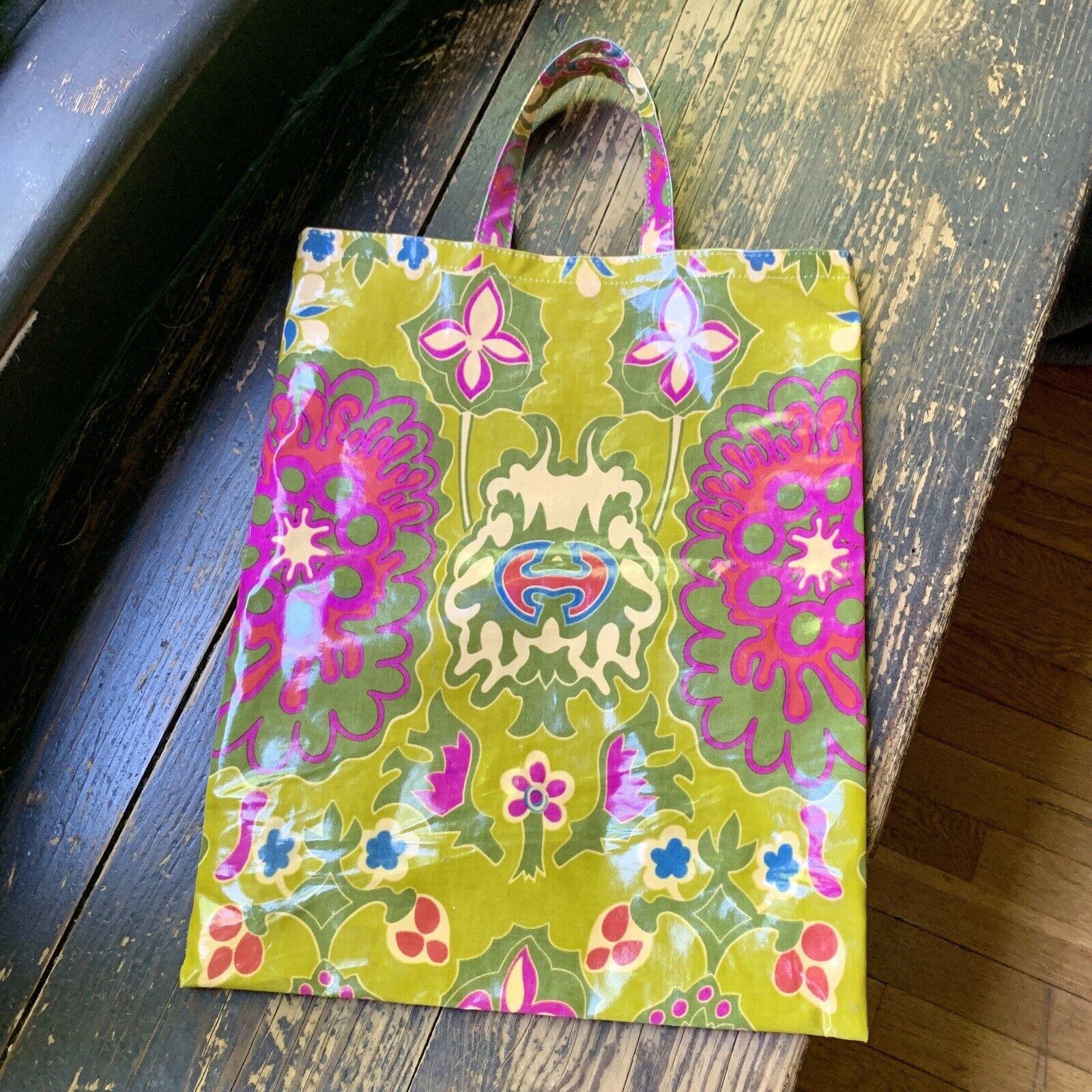 Women's or Men's Vintage VALENTINO Garavani RARE PVC Floral Reusable Tote Bag MADE IN ITALY 1999 For Sale
