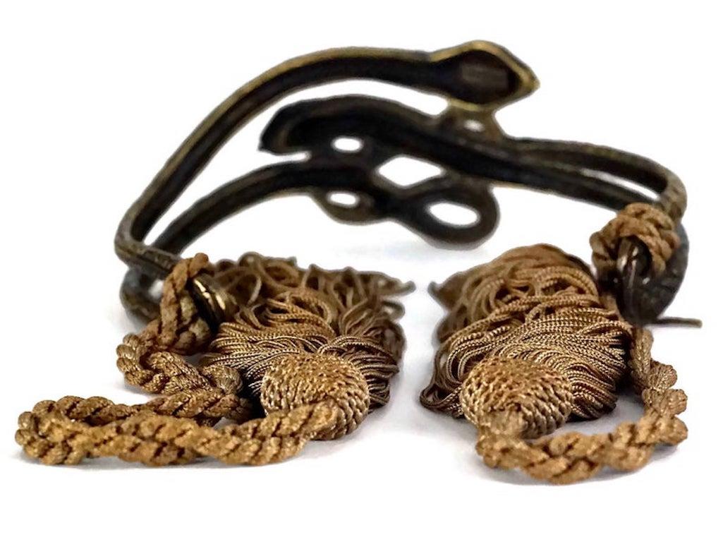 Women's Vintage VALENTINO GARAVANI Runway Snake Tassel Choker Necklace For Sale