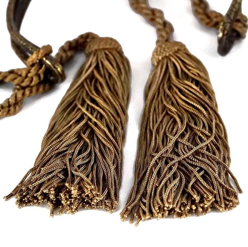 Vintage VALENTINO GARAVANI Runway Snake Tassel Choker Necklace For Sale 1