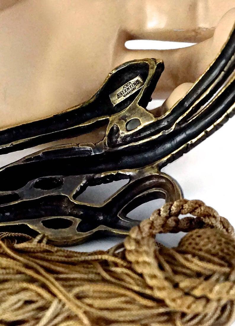 Vintage VALENTINO GARAVANI Runway Snake Tassel Choker Necklace For Sale 2