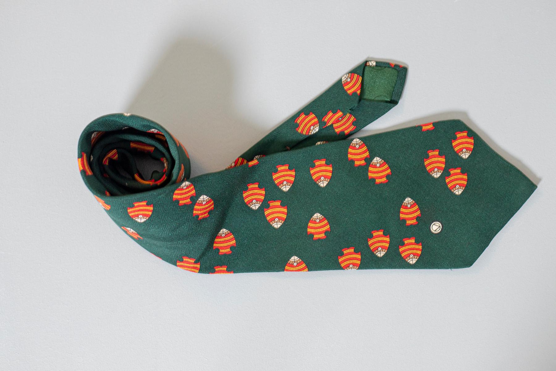 Black Vintage Valentino green silk tie with fish pattern For Sale