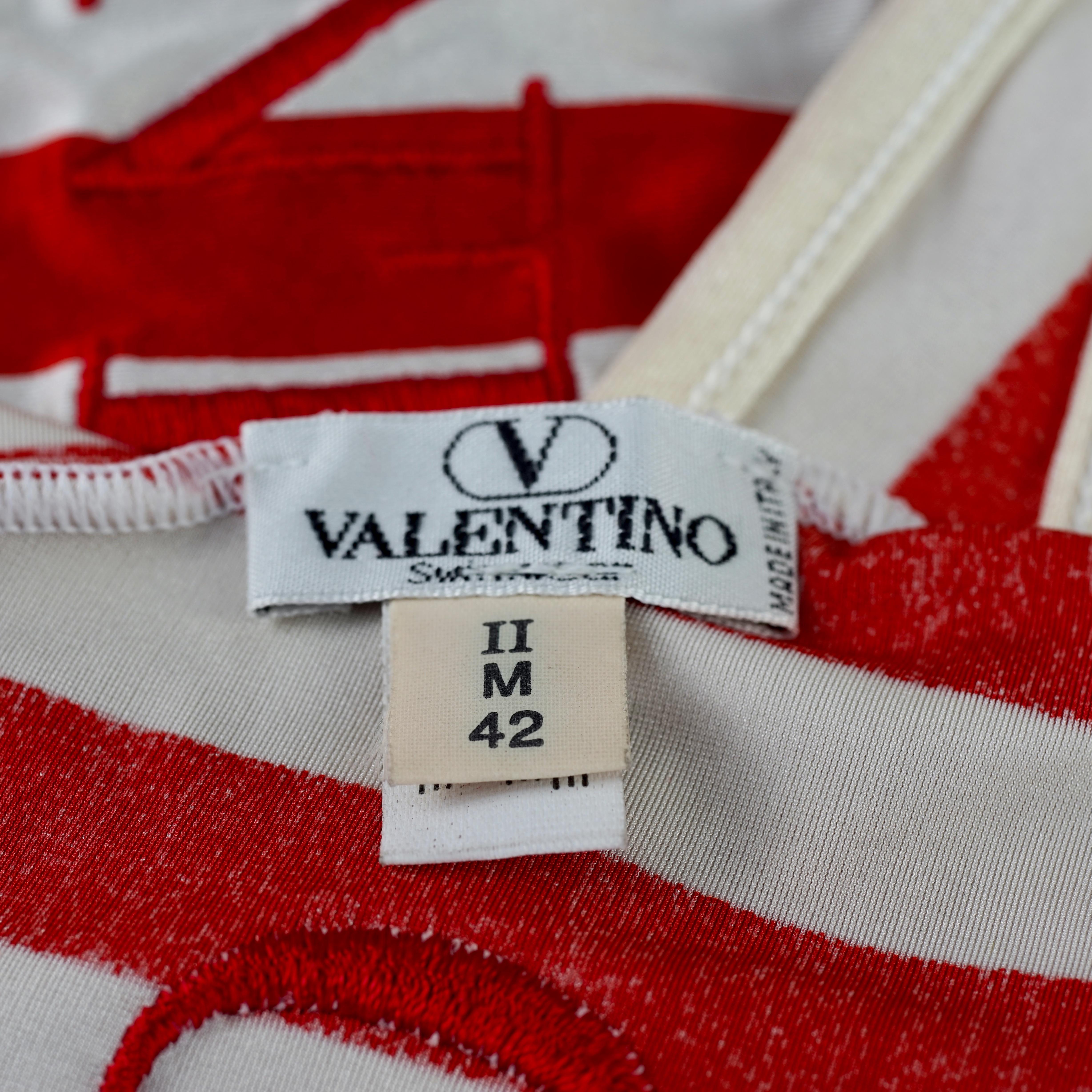 Vintage VALENTINO Logo Stripe  Swimsuit  In Excellent Condition For Sale In Kingersheim, Alsace