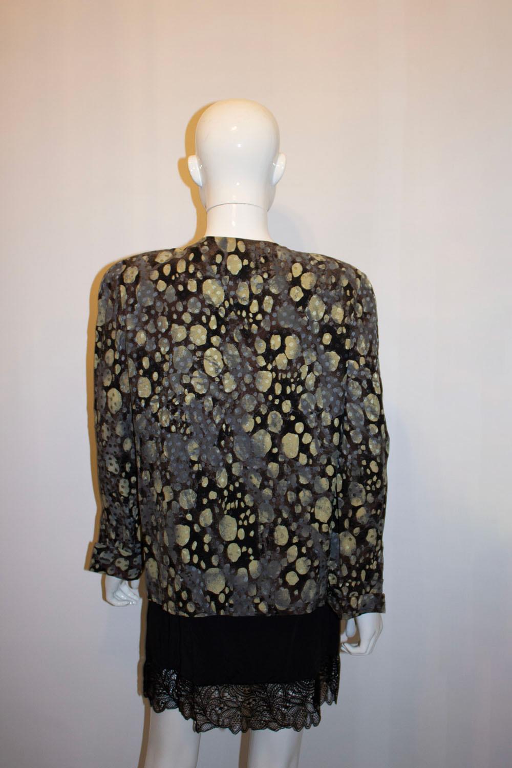 Women's or Men's Vintage Valentino Miss V Multicolour Silk Blouse with Interesting Collar. For Sale