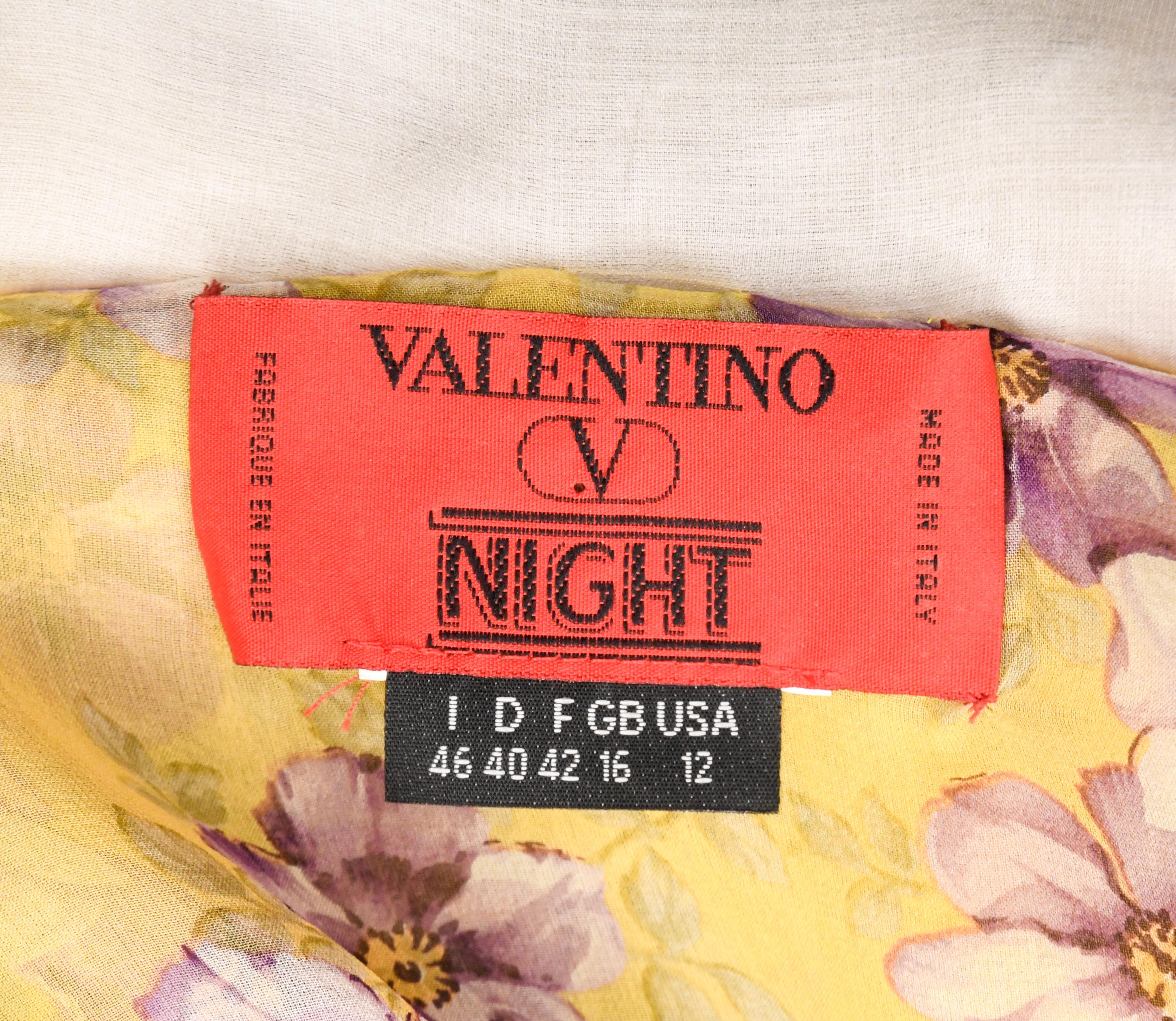Vintage Valentino Night 100% Silk Sunburst Yellow Floral Print Dress With Belt  In Excellent Condition For Sale In Palm Beach, FL