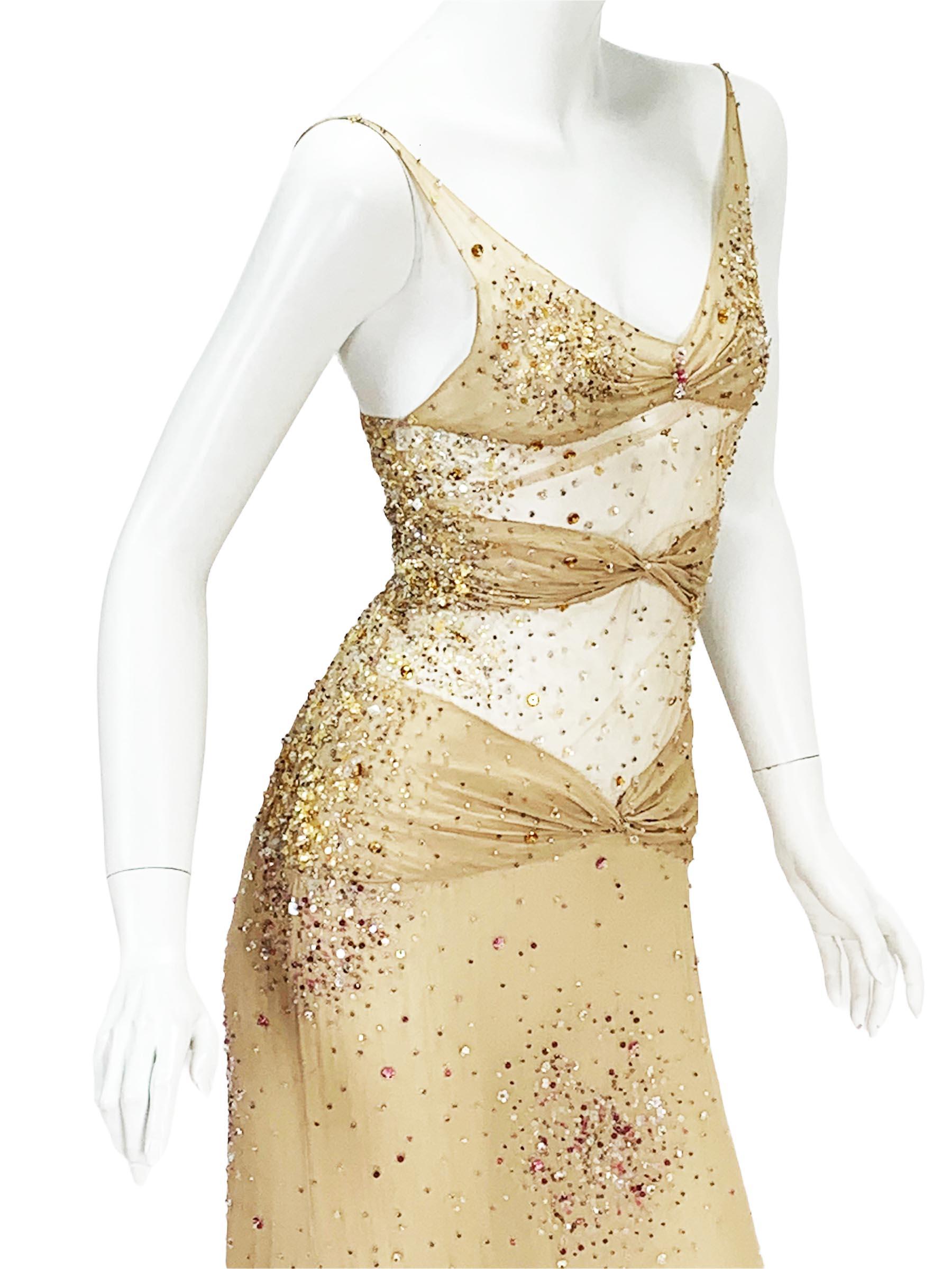 Valentino - Robe de défilé vintage transparente et sexy, entièrement embellie, couleur chair, issue d'un défilé printemps-été 2001 2