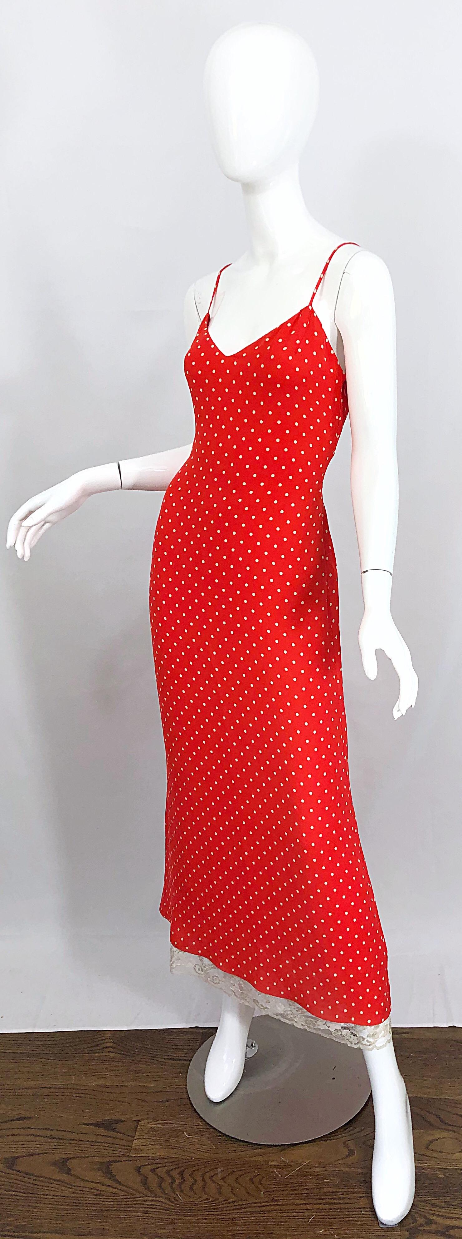 Vintage Valentino 1990s Size 8 Red and White Silk Lace Polka Dot 90s Gown Dress In Excellent Condition In San Diego, CA