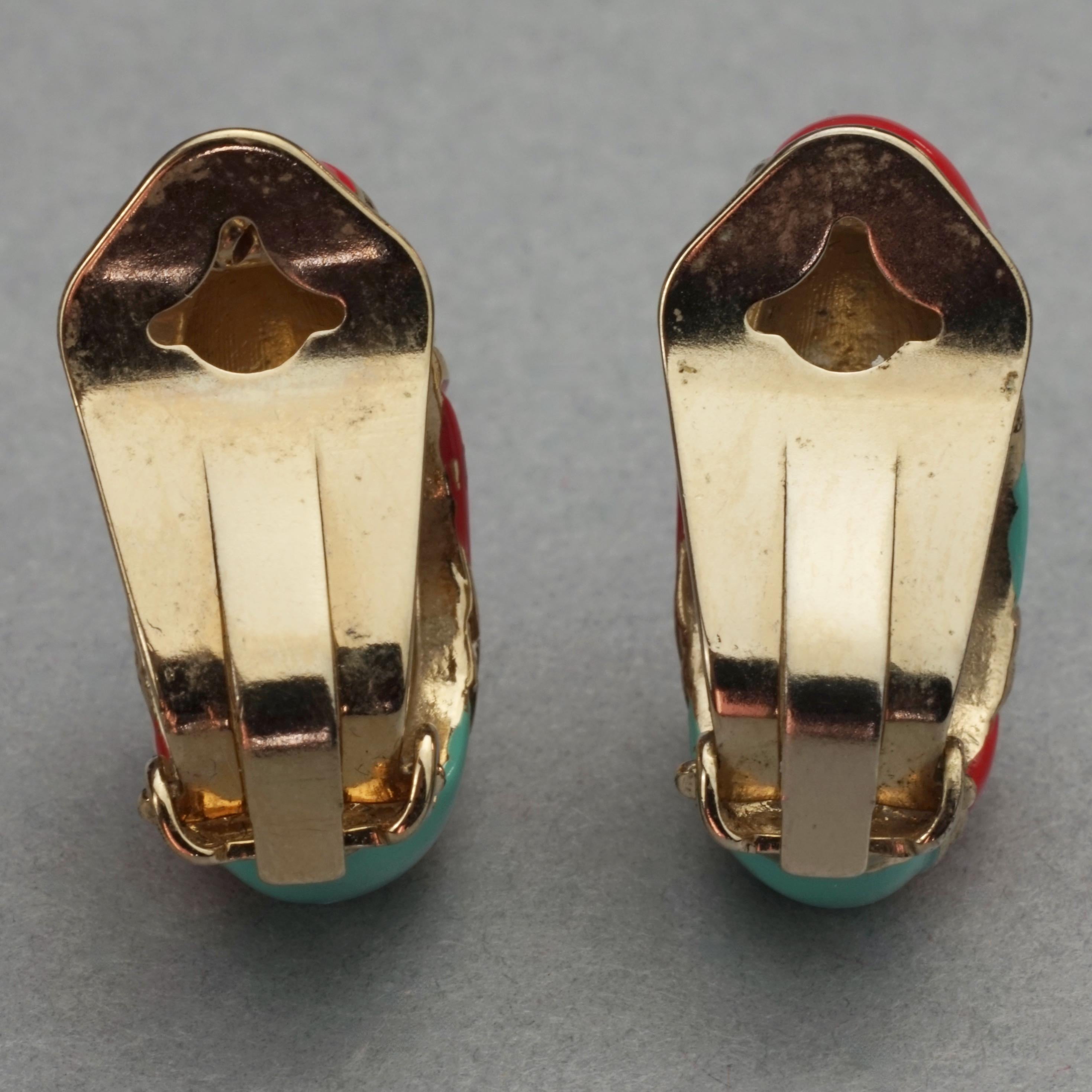 Vintage VALENTINO V Logo Enamel Earrings For Sale 3