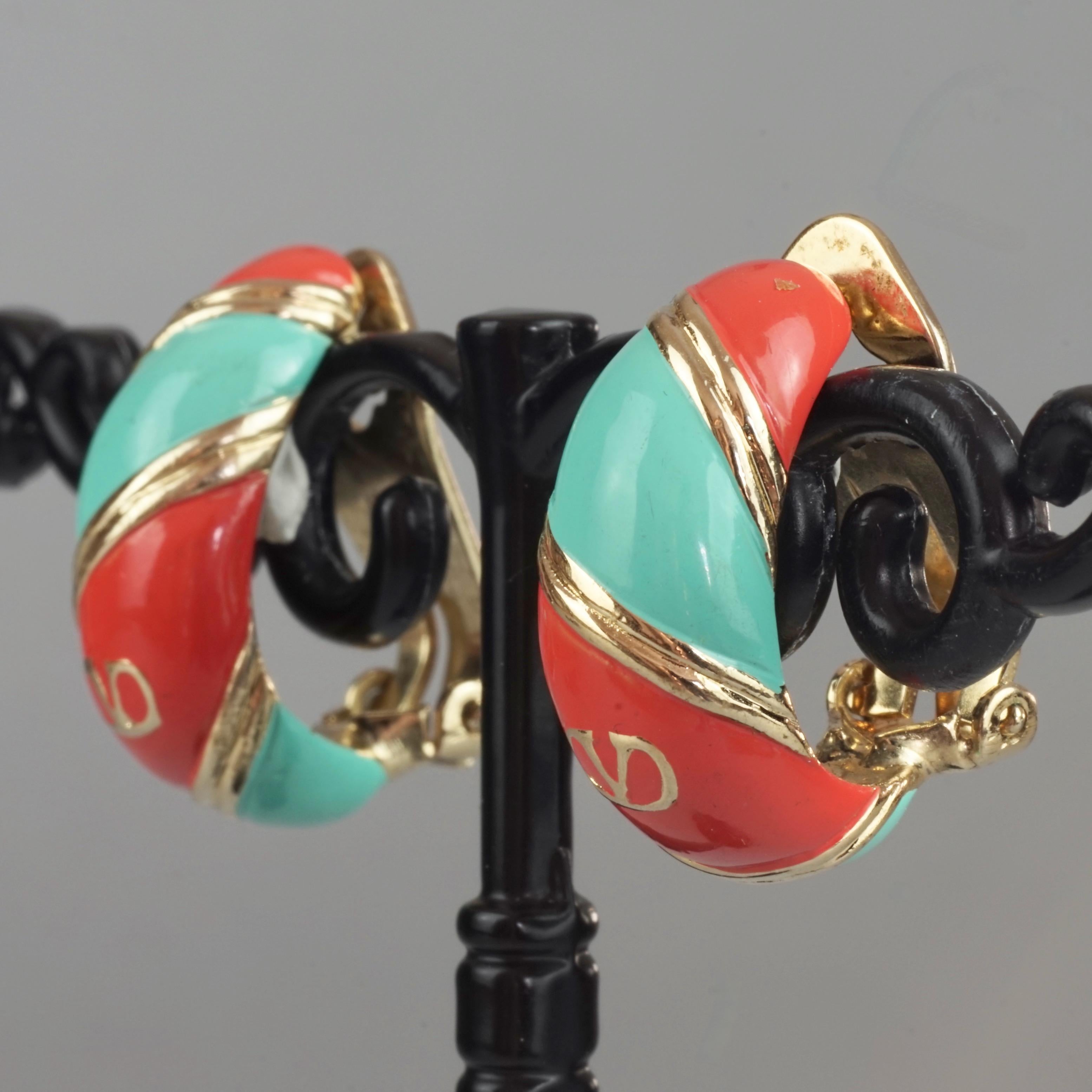 Vintage VALENTINO V Logo Enamel Earrings For Sale 1