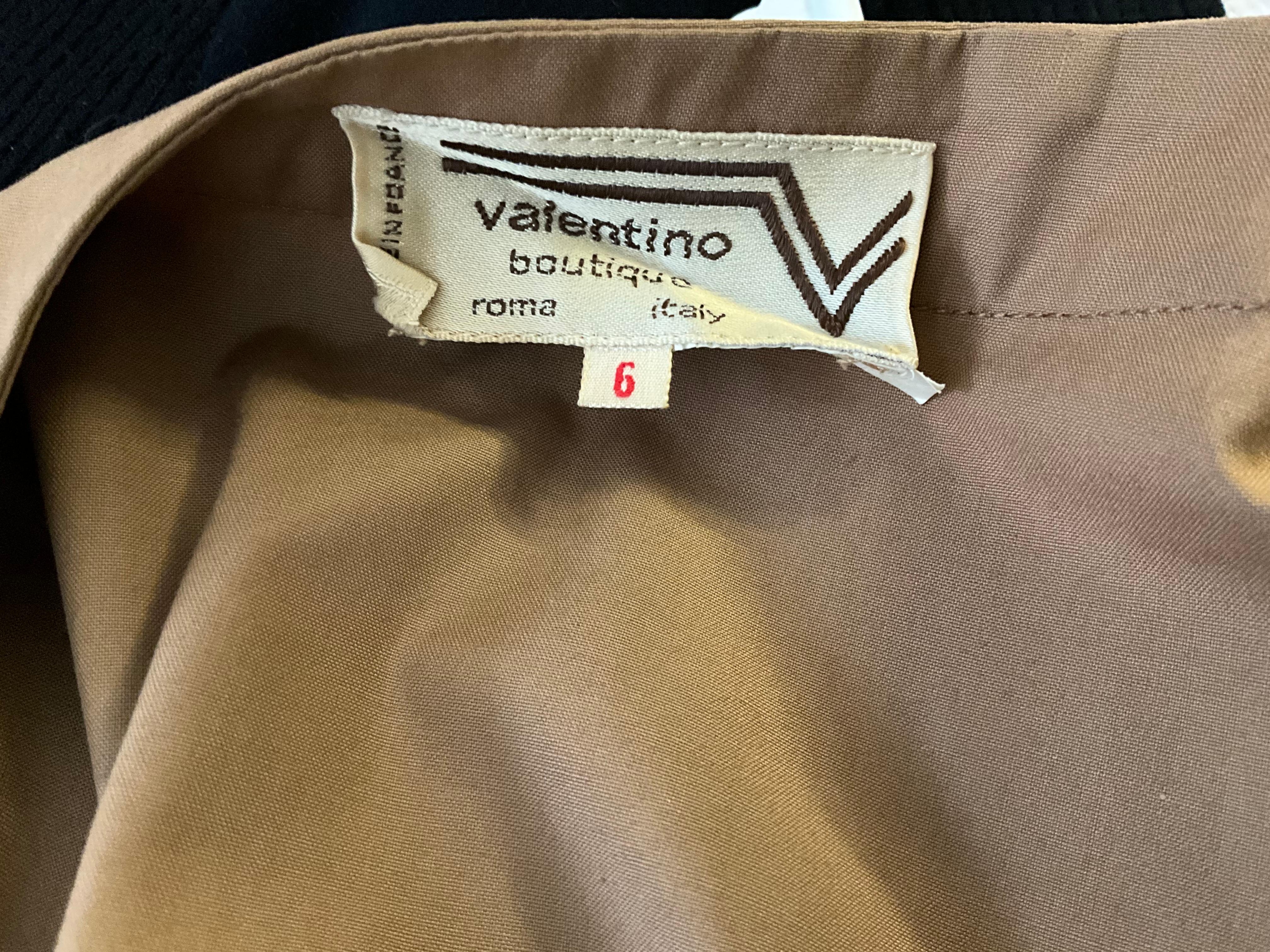 Women's or Men's Vintage Valentino Vest For Sale