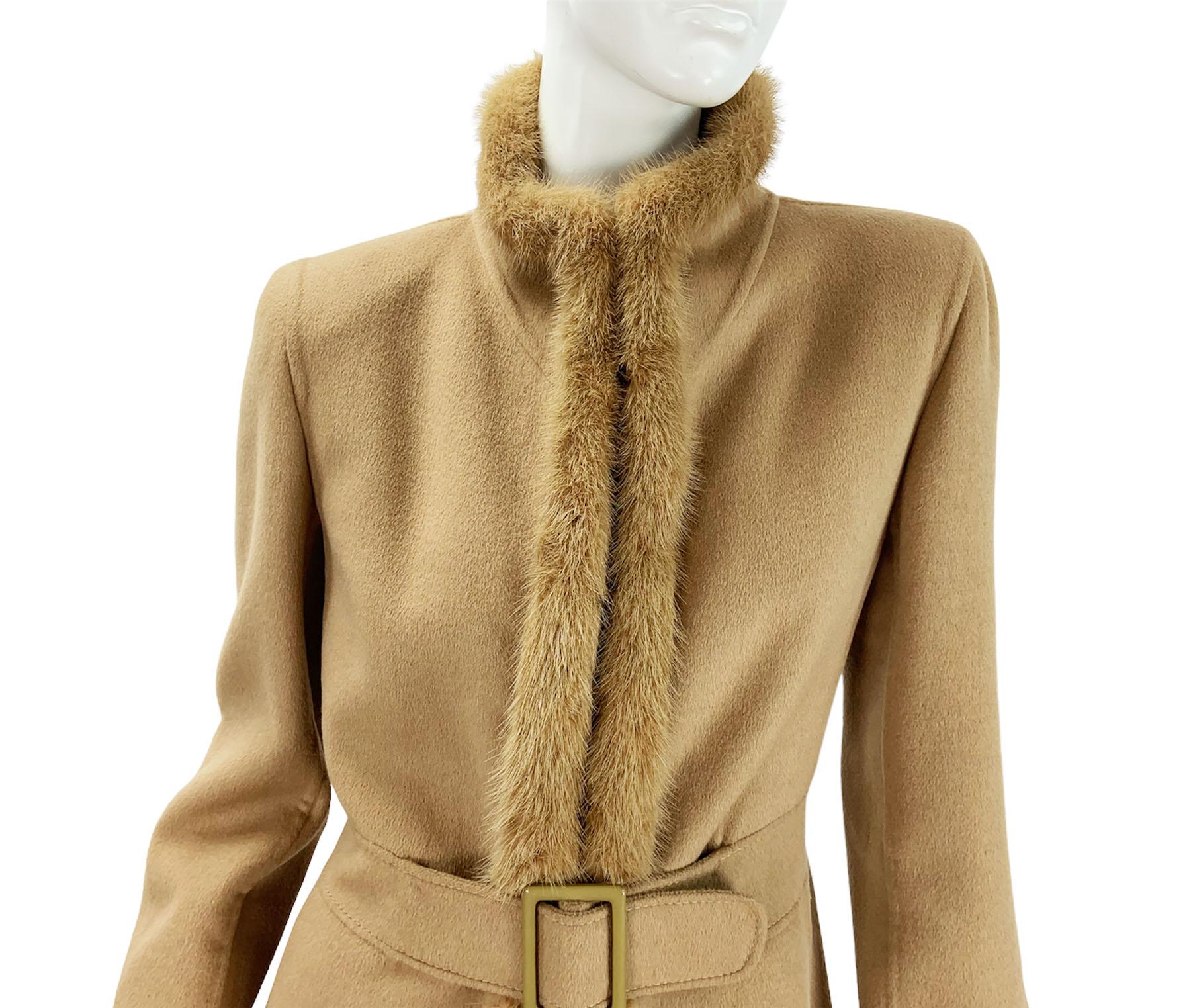Women's Vintage Valentino Wool Mink Trimmed Camel Color Skirt Suit size 10 For Sale
