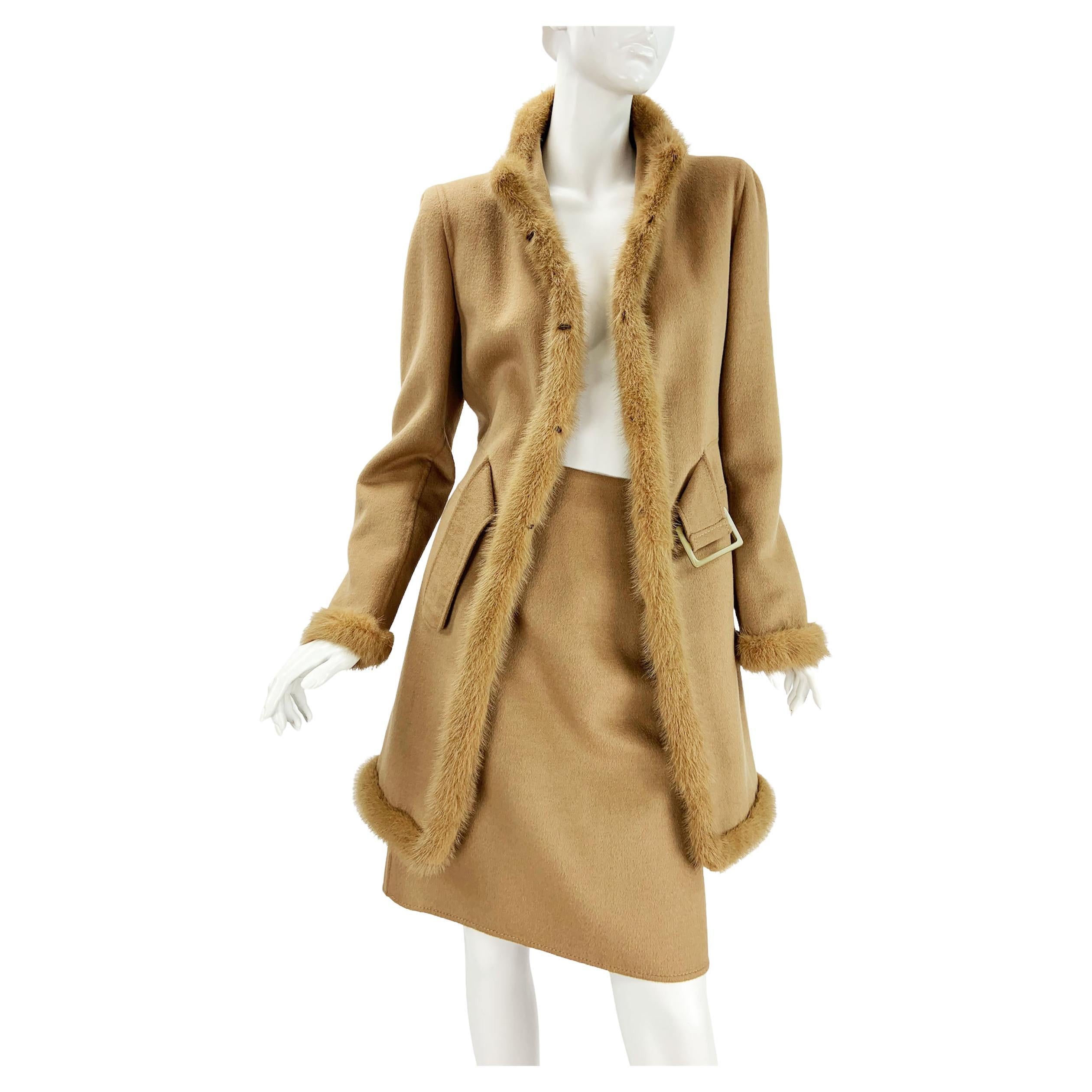 Vintage Valentino Wool Mink Trimmed Camel Color Skirt Suit size 10 For Sale