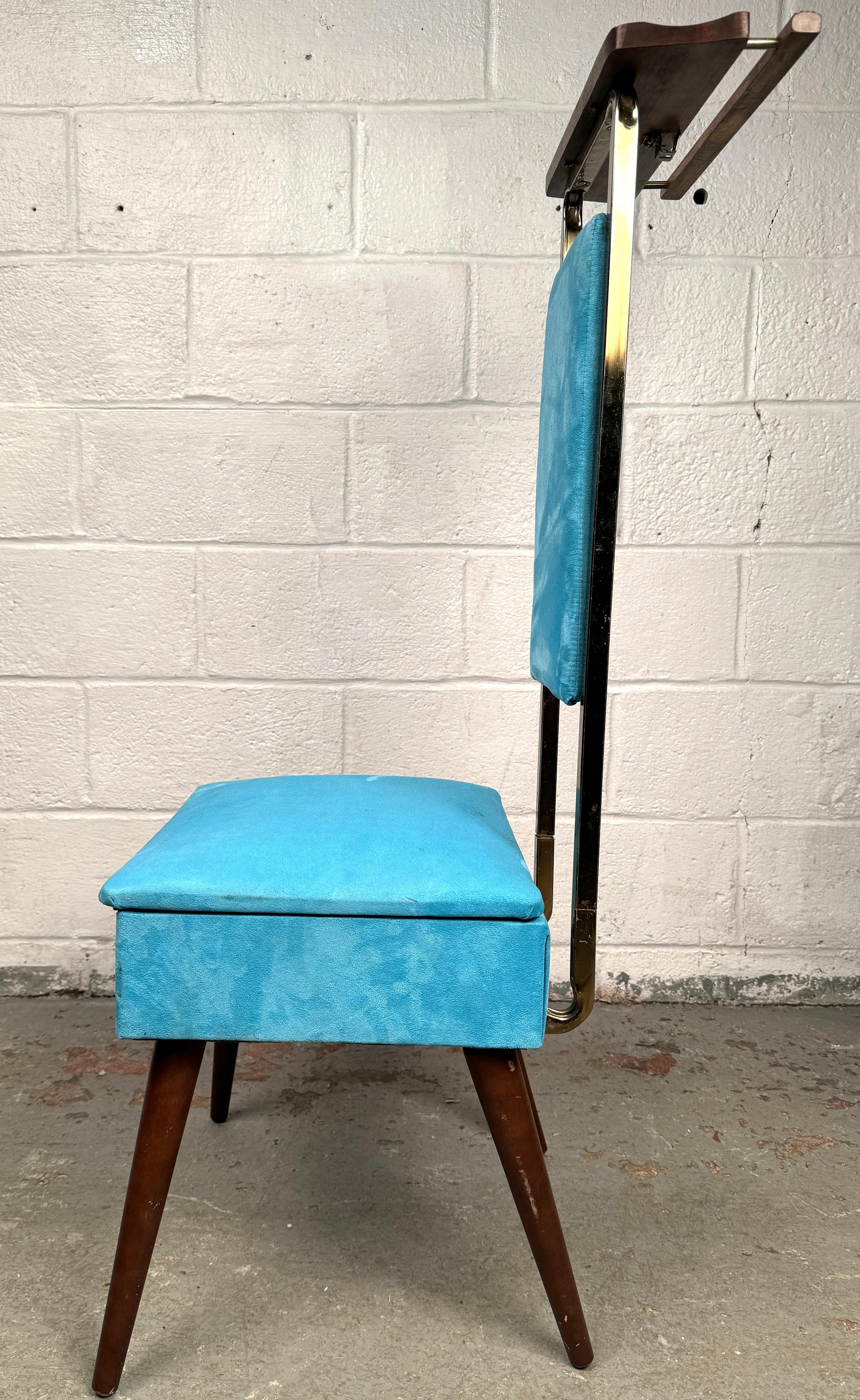 Mid-Century Modern Vintage Valet Chair by Nova Products For Sale