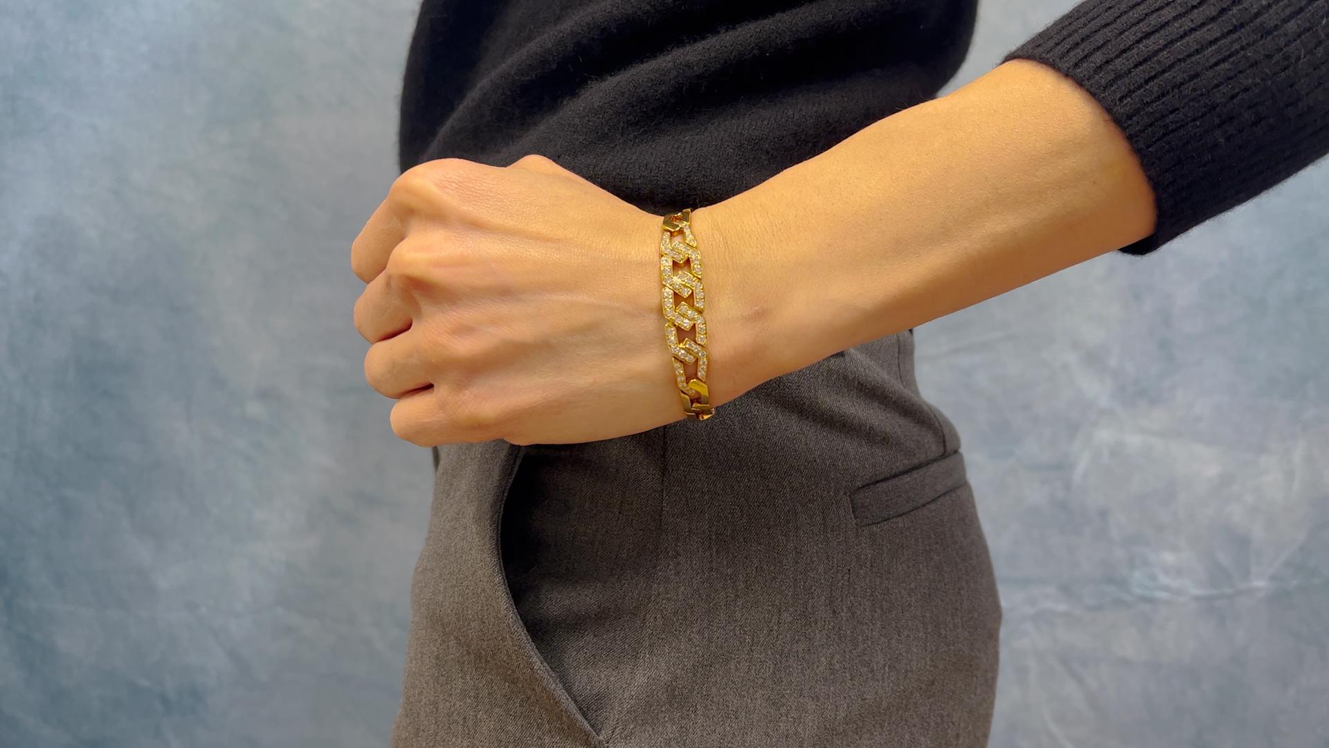 Vintage Van Cleef and Arpels Diamond 18k Yellow Gold Link Bracelet In Good Condition In Beverly Hills, CA
