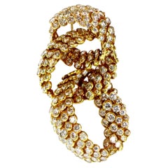 Vintage Van Cleef & Arpels Diamond Brooch: an Interlocking Masterpiece