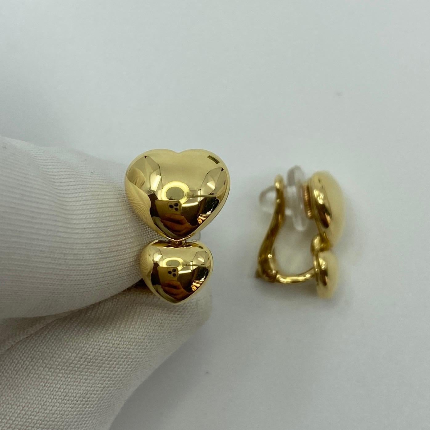 Vintage Van Cleef & Arpels 18k Yellow Gold Double Heart Earrings.

Beautiful earrings featuring two yellow gold domed hearts. Expertly crafted as with all Van Cleef & Arpels jewellery.
Fitted with secure and comfortable clip-on fastening.

Each