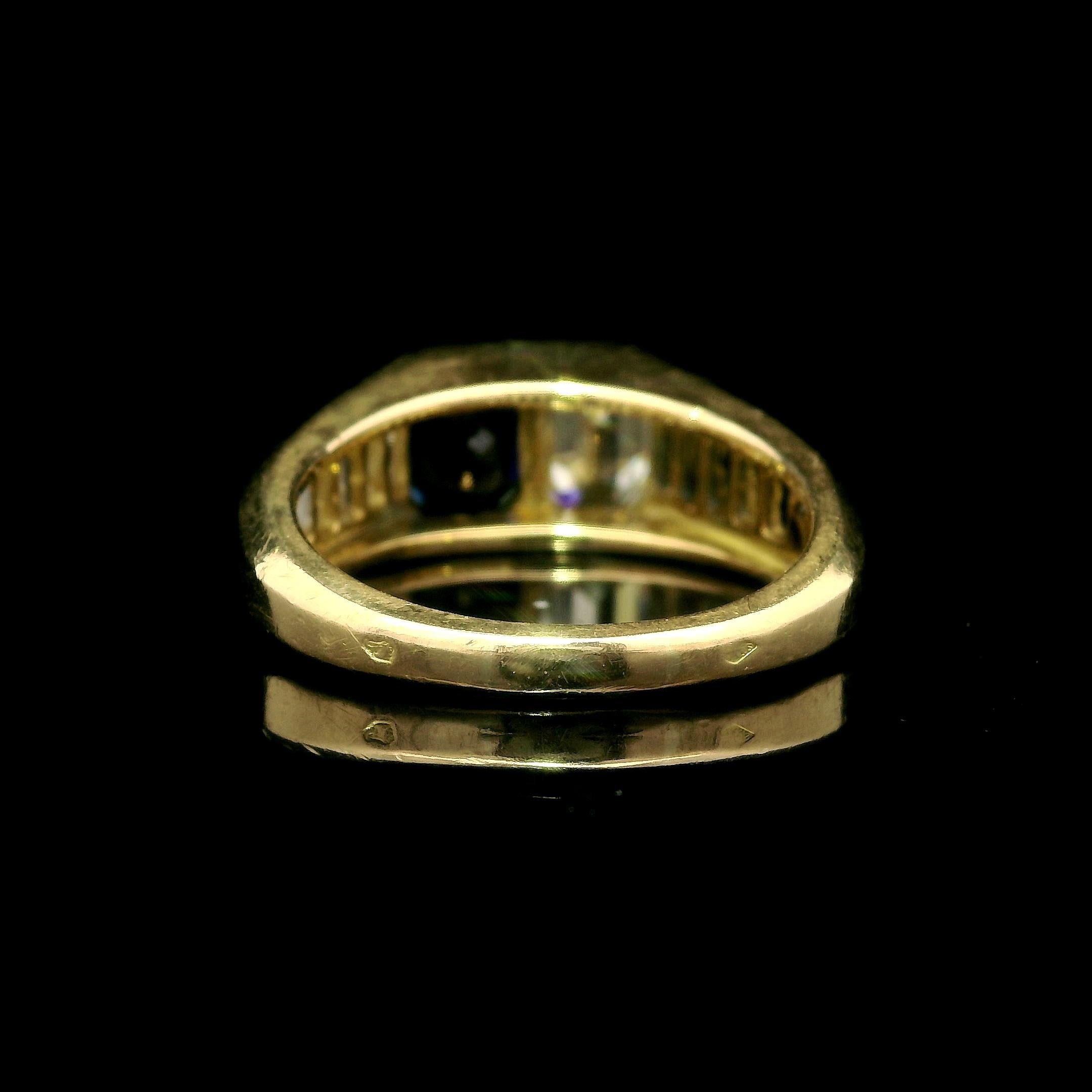 Van Cleef & Arpels 18k Gold 3.4 Karat Saphir-Diamant-Smaragdschliff-Ring Damen im Angebot
