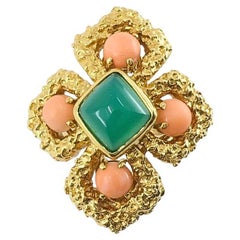 Vintage Van Cleef 
Arpels 18k Gold Coral Chrysoprase Ring