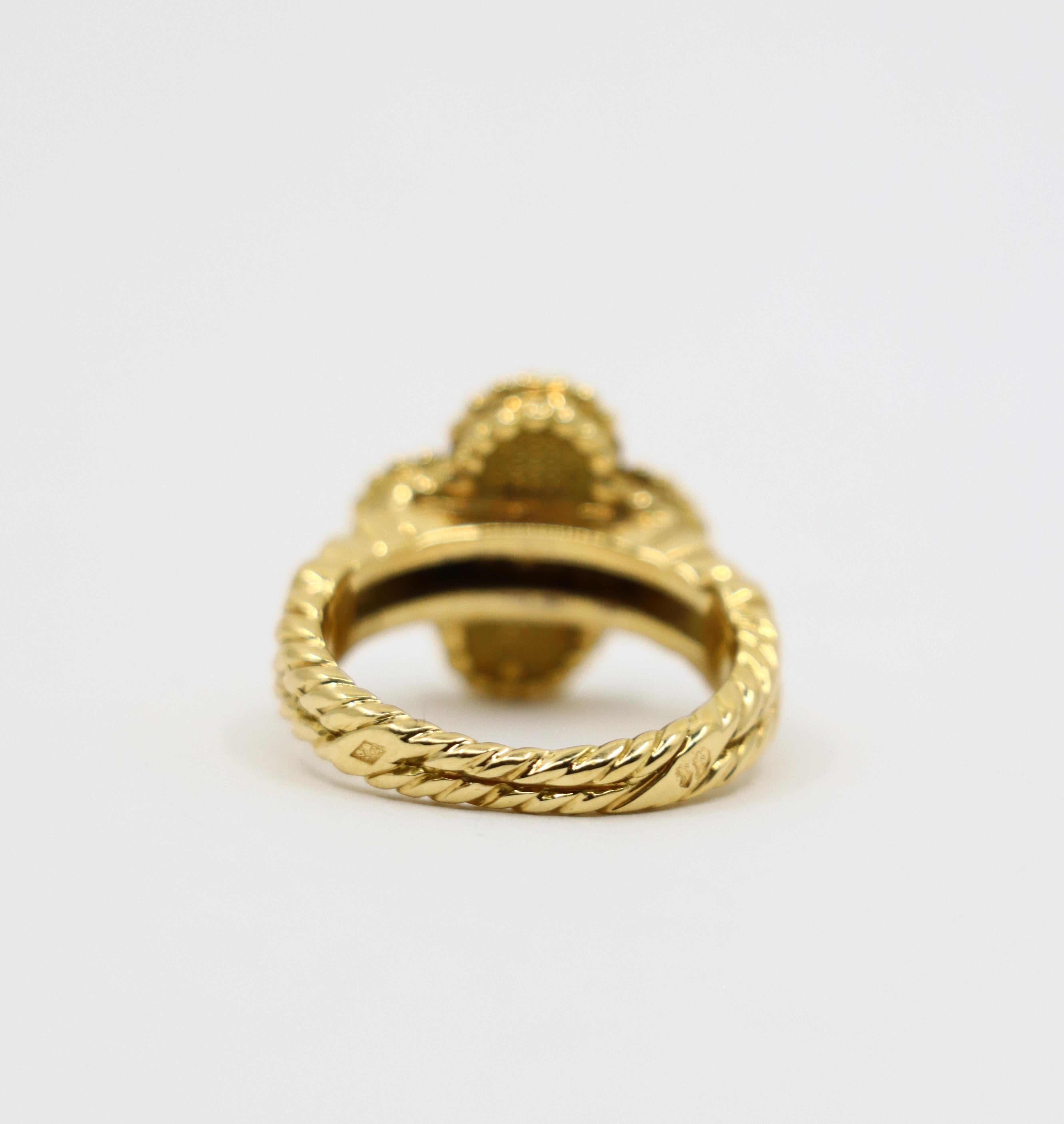 Vintage Van Cleef & Arpels 18K Gold Diamond Alhambra Ring 4