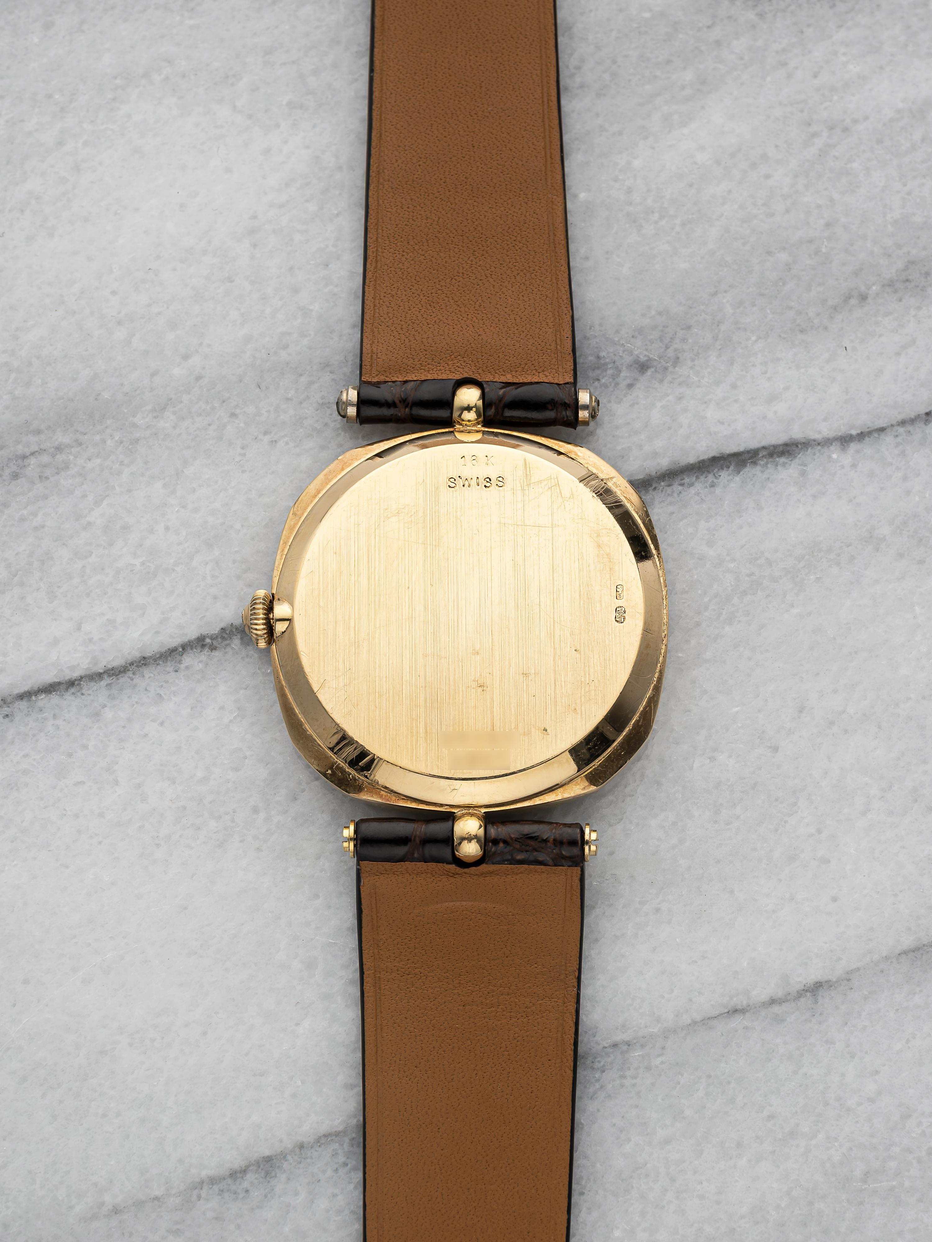 Vintage Van Cleef & Arpels 1980s Manual Wind Champagne Dial 18K Yellow Gold Diam Bon état - En vente à New York, NY