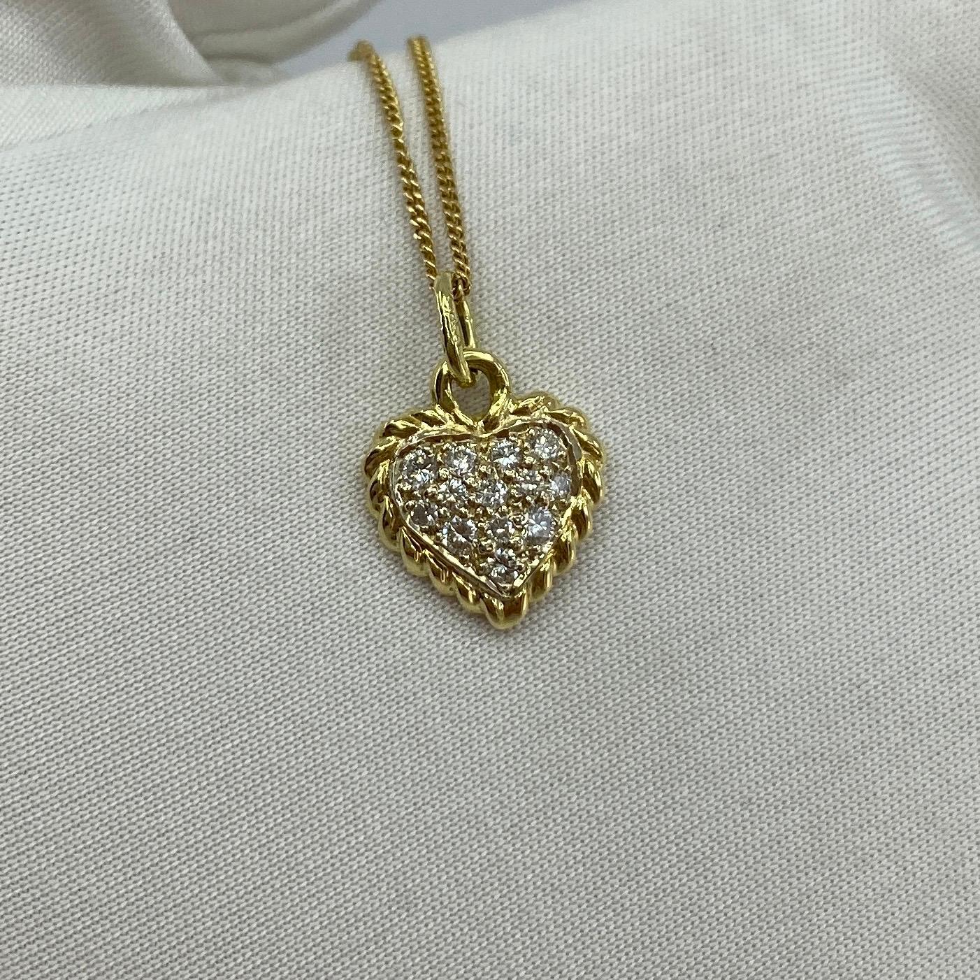 Vintage Van Cleef & Arpels Alhambra Diamond 18 Karat Gold Heart Pendant Necklace 5